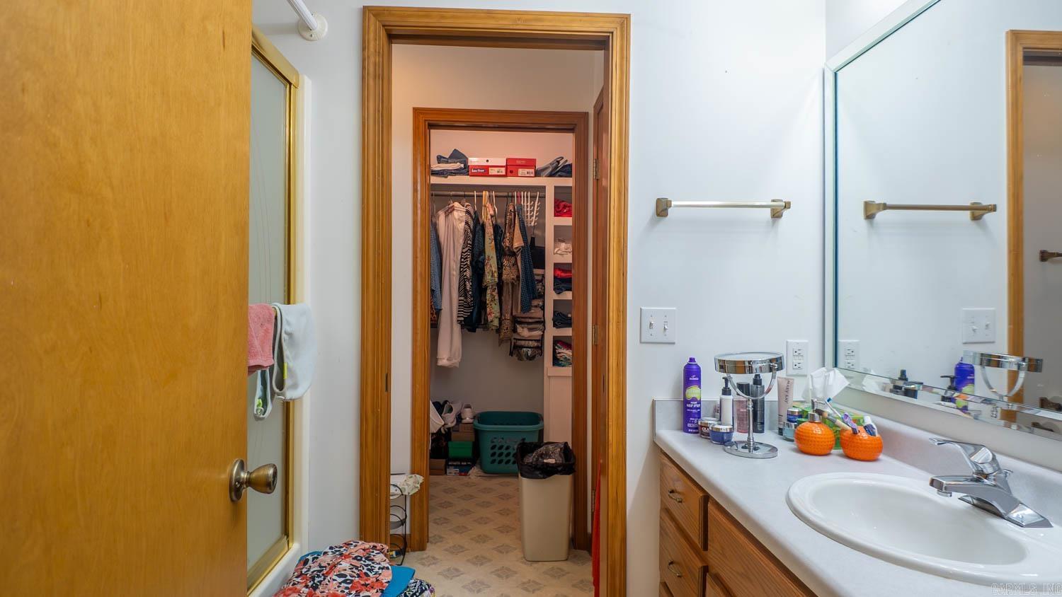 Photo 21 - Residential for sale – 73  Cherokee Road   Cherokee Village, AR