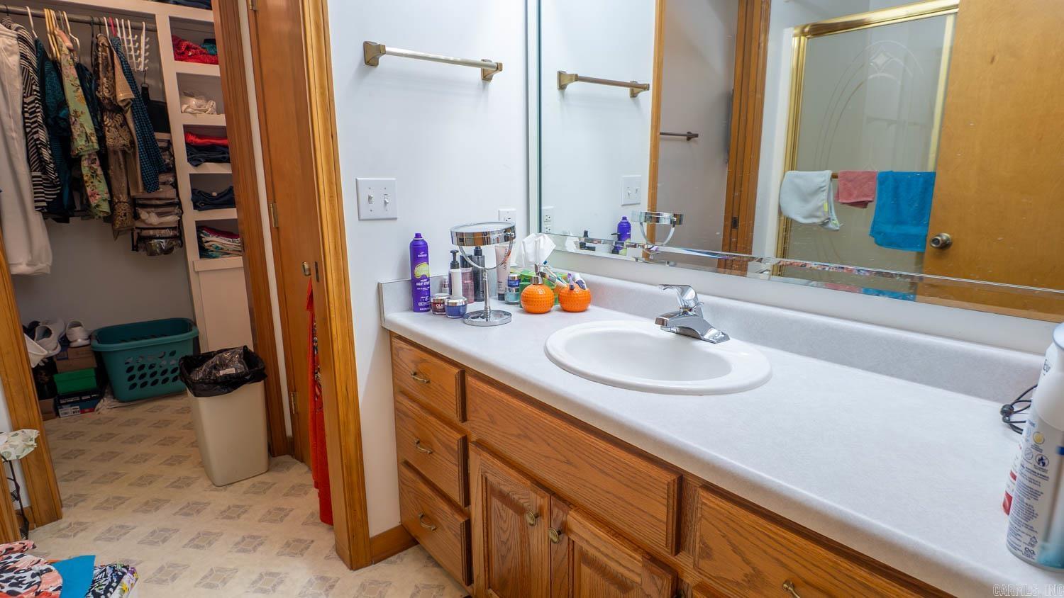 Photo 24 - Residential for sale – 73  Cherokee Road   Cherokee Village, AR