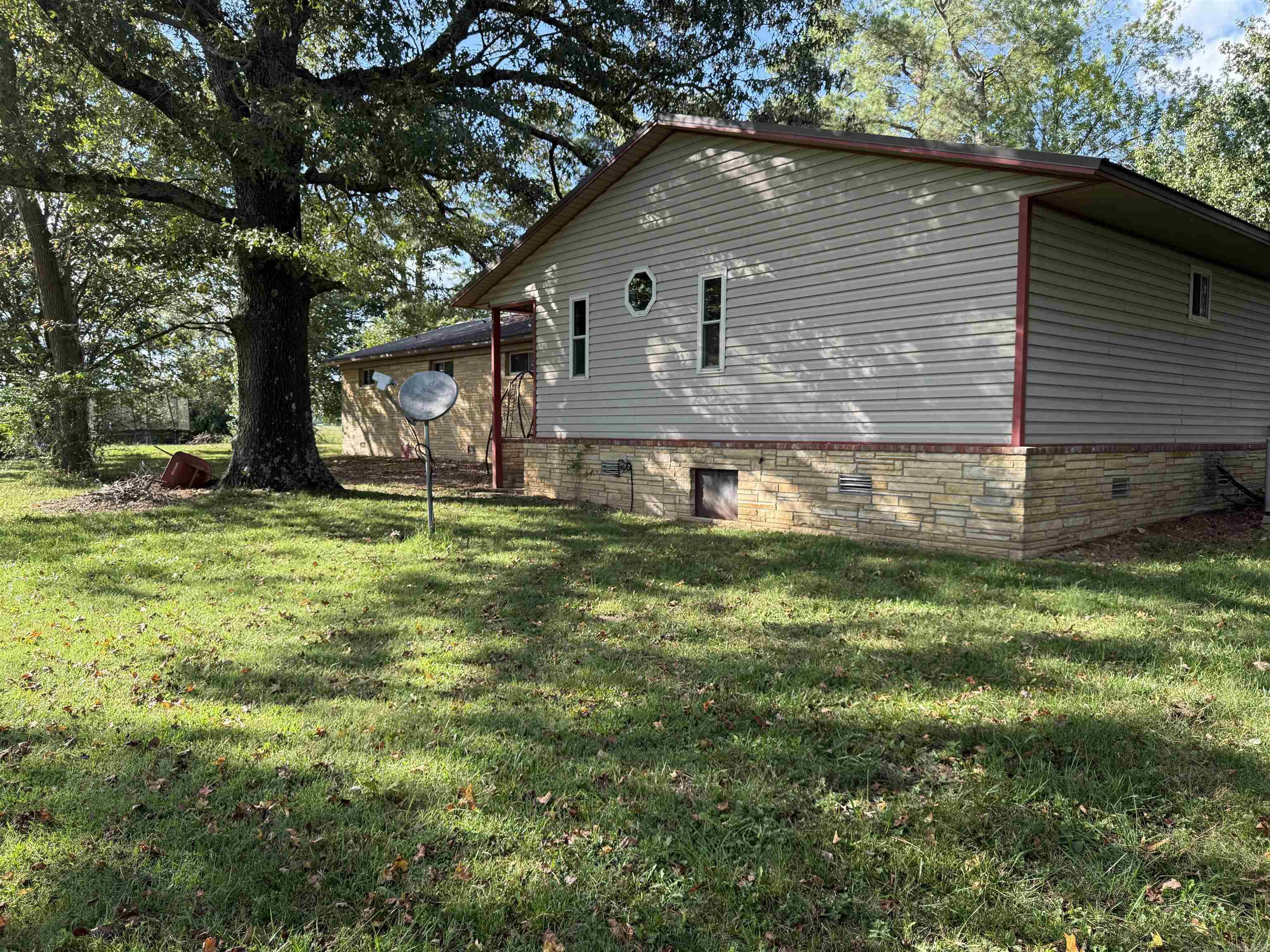 Photo 21 - Residential for sale – 3505  Floral   Floral, AR