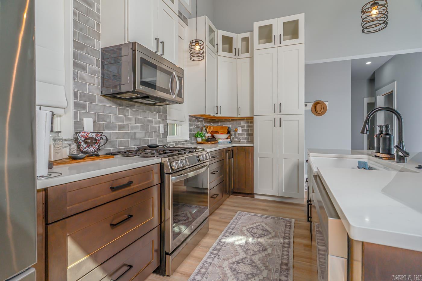 Photo 15 - Residential for sale – 101  Emerald Ln   Horseshoe Bend, AR