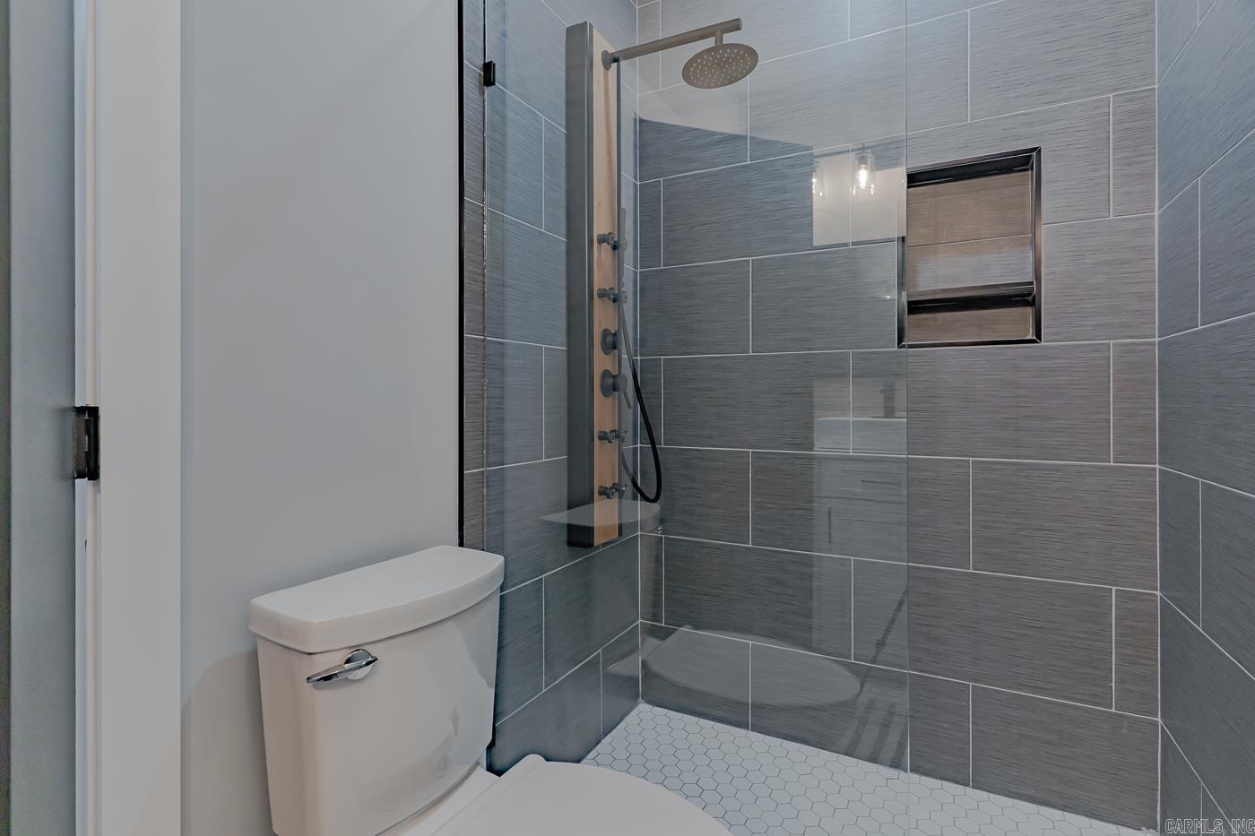 Photo 33 - Residential for sale – 101  Emerald Ln   Horseshoe Bend, AR