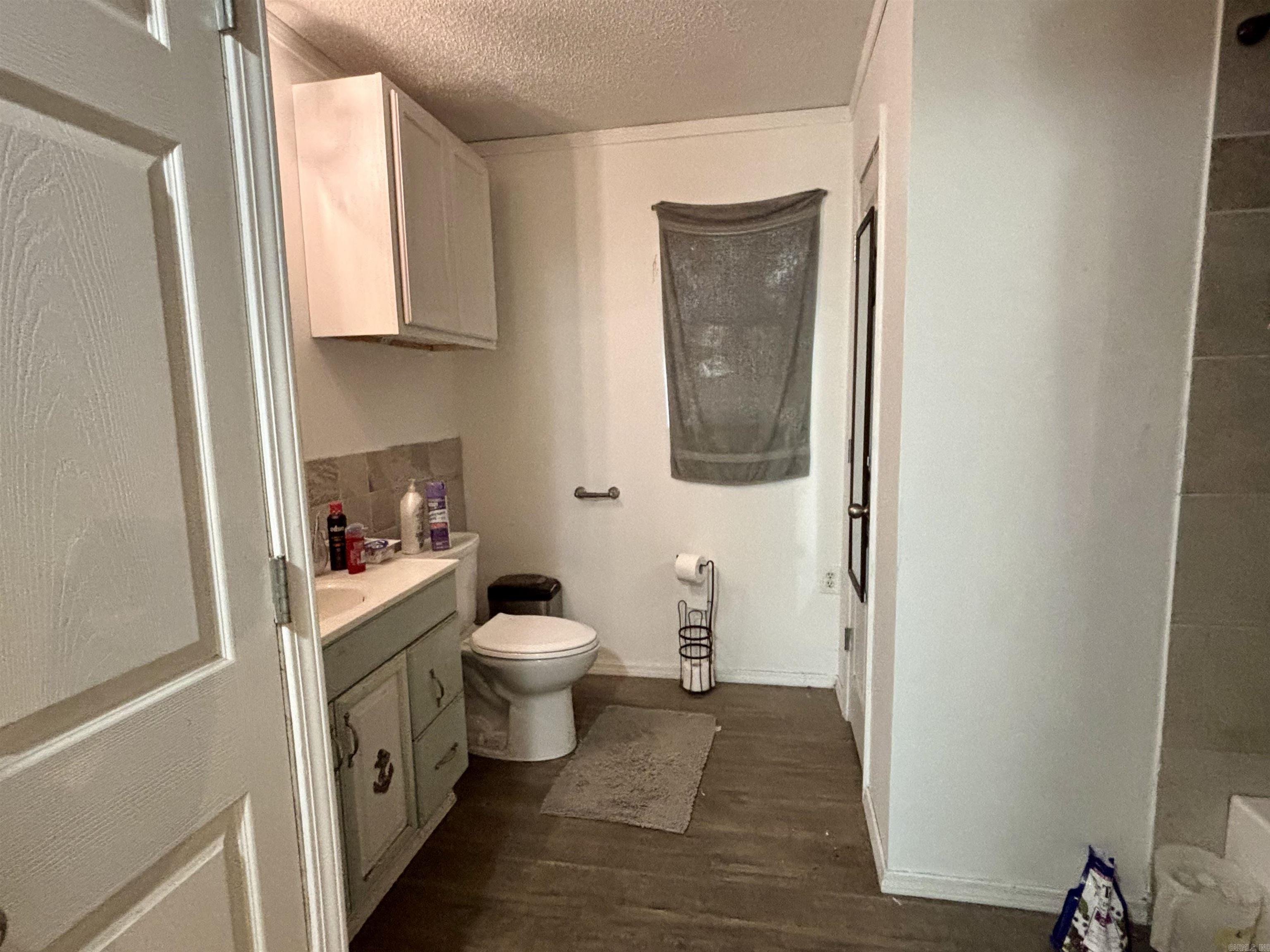 Photo 7 - Residential for sale – 102  Hankins   Pleasant Plains, AR