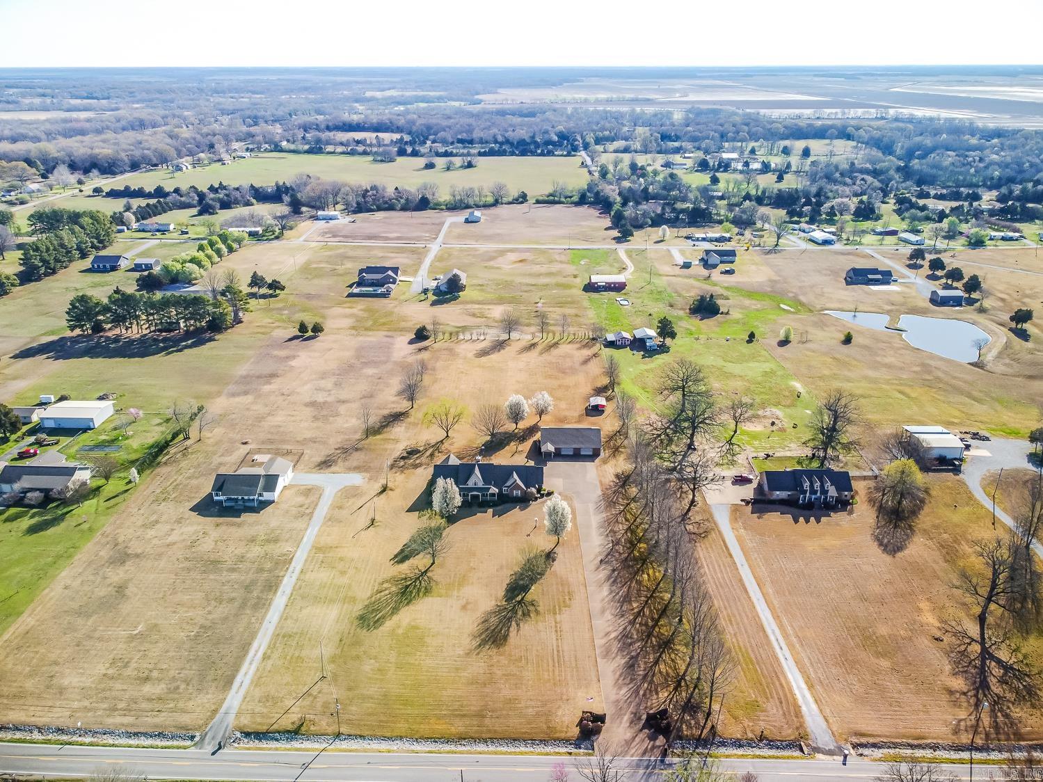 Photo 47 - Residential for sale – 1300 N Locust   Newark, AR