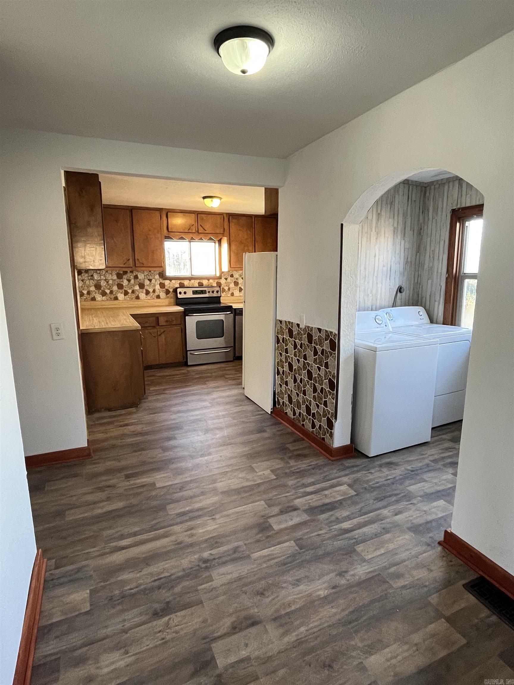 Photo 4 - Residential for sale – 316  North  St   Salem, AR