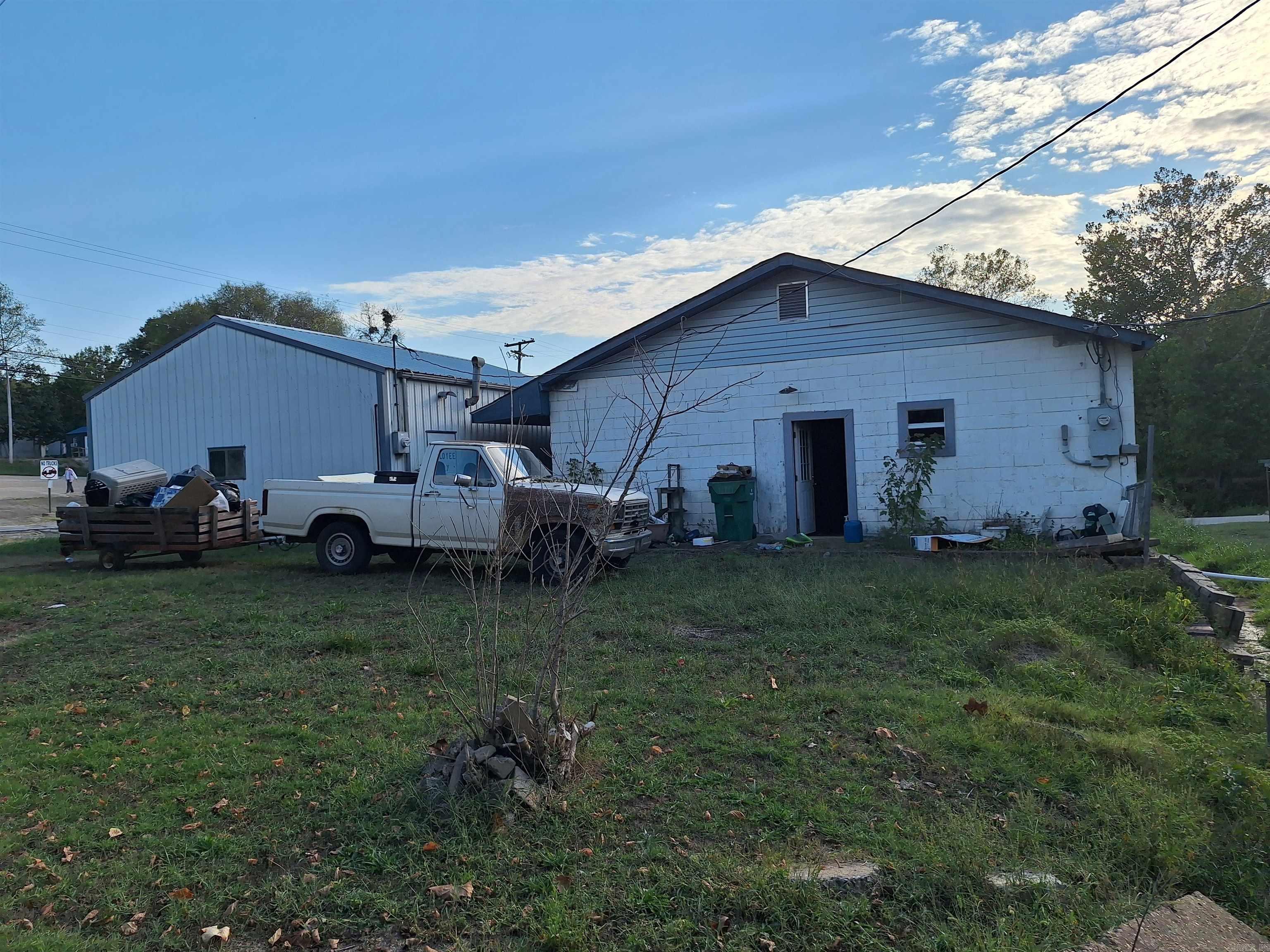 Photo 4 - Residential for sale – 611  Hwy 56   Calico Rock, AR