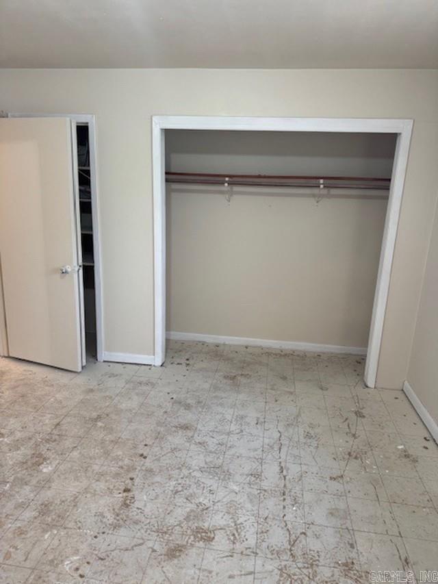 Photo 2 - Residential for sale – 29  Algonquin   Cherokee Village, AR