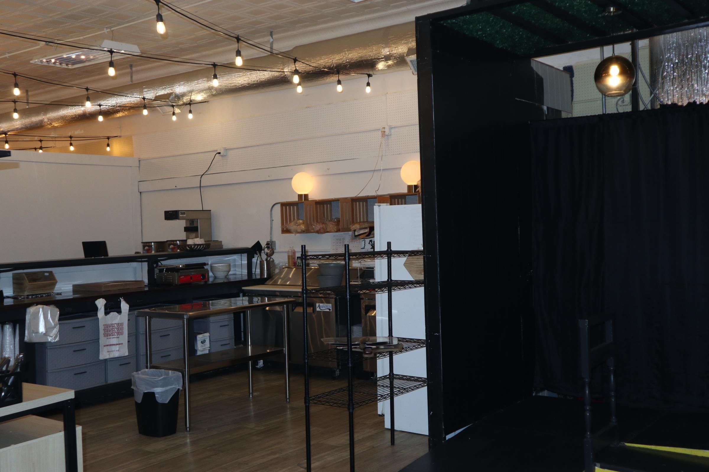 Photo 7 - Commercial / Industrial for sale – 123 W Church   Salem, AR