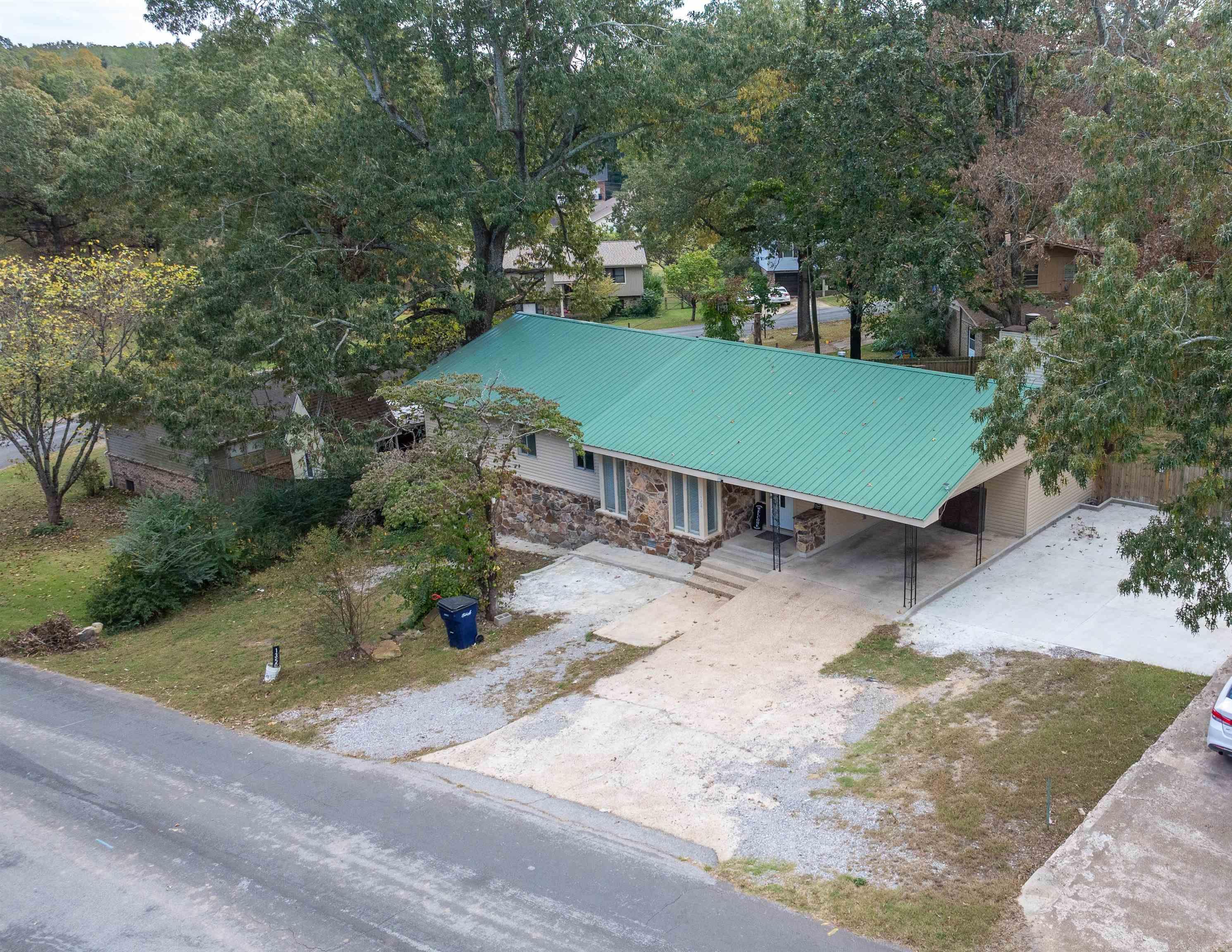 Photo 3 - Residential for sale – 1350  Dogwood Dr.   Batesville, AR
