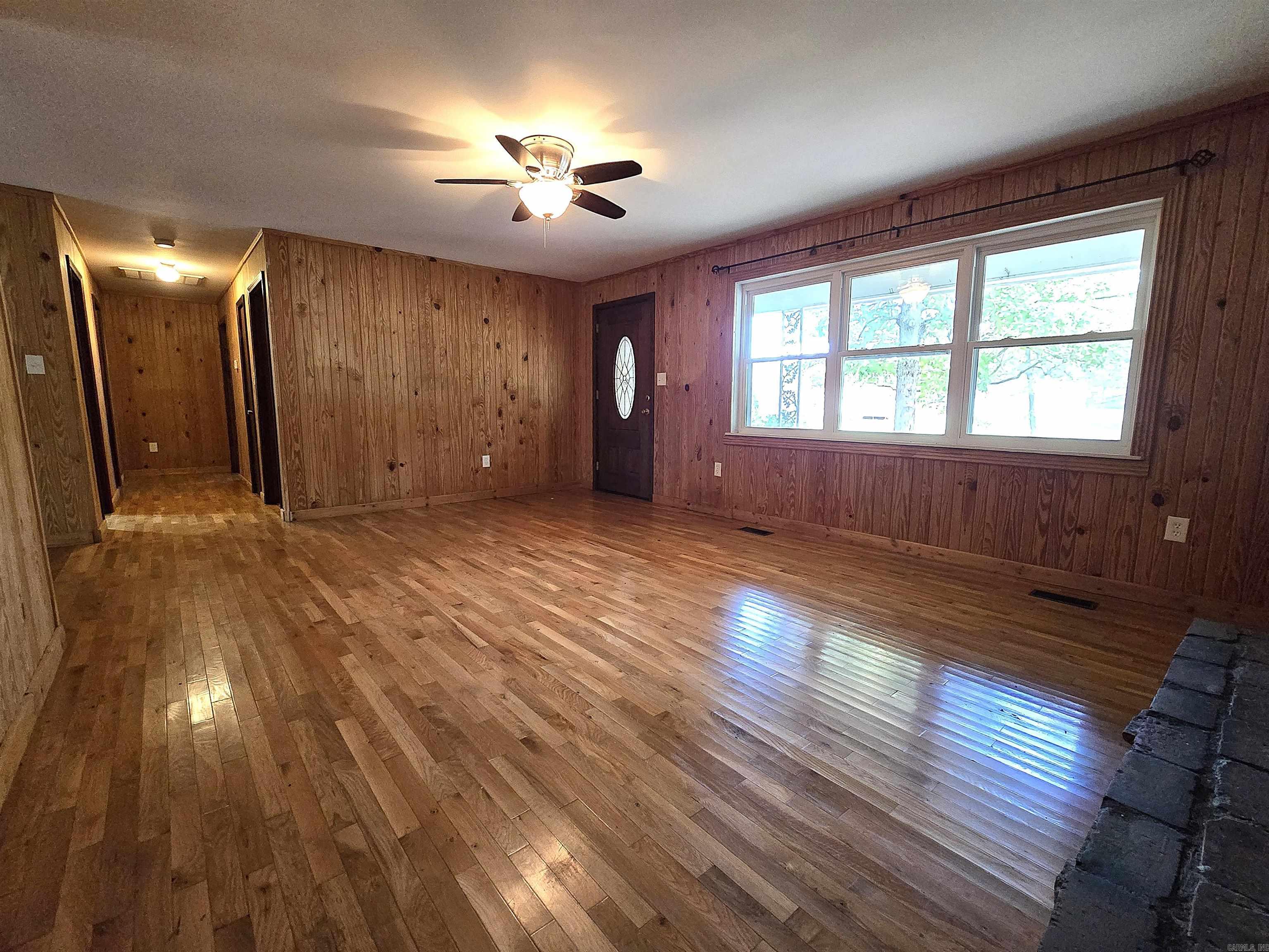 Photo 5 - Residential for sale – 208  Violet   Batesville, AR