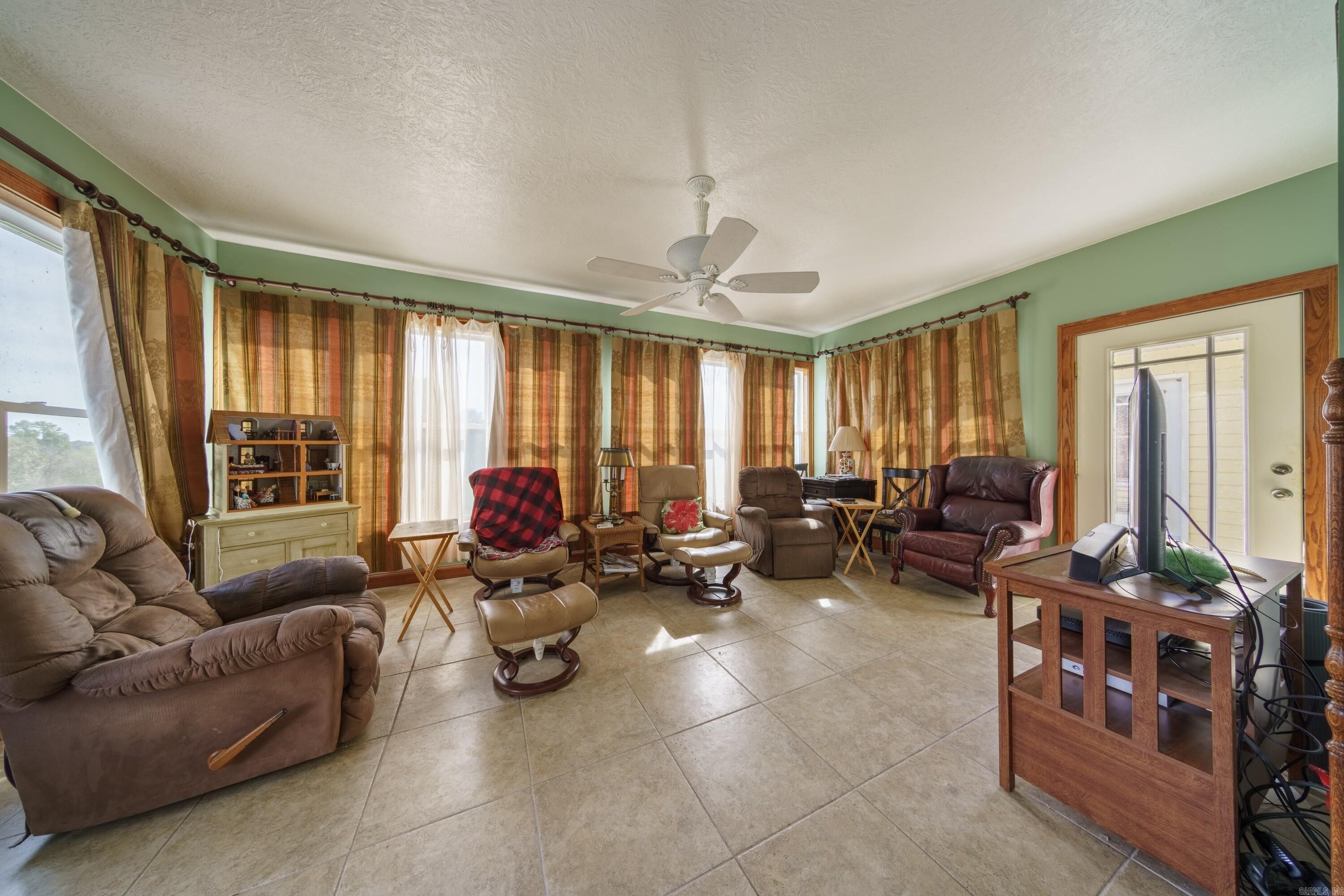 Photo 11 - Residential for sale – 345  Backbone Road   Evening Shade, AR