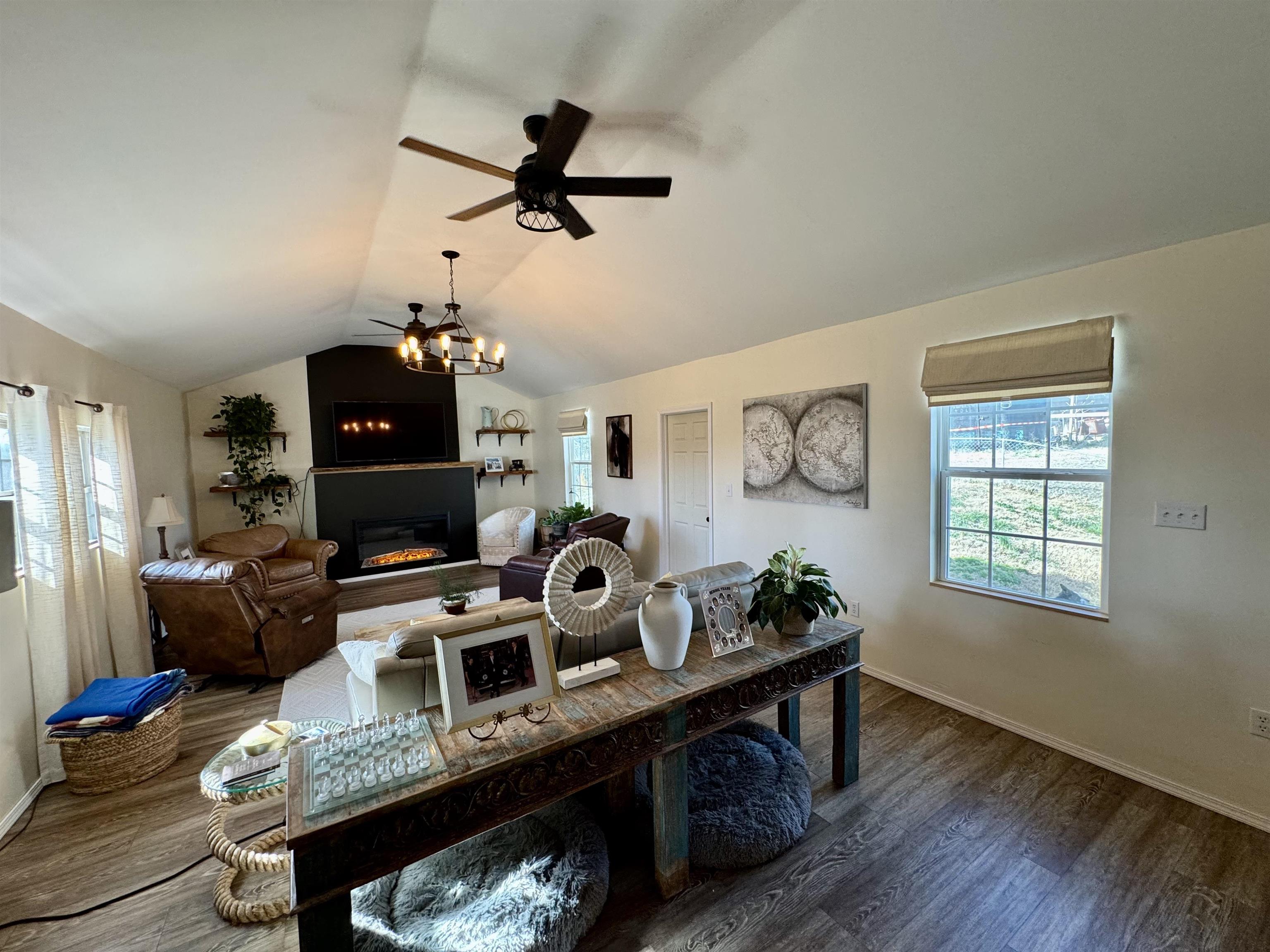 Photo 4 - Residential for sale – 3068 S AR 9 HWY   Melbourne, AR