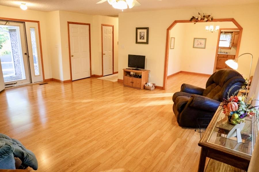 Photo 11 - Residential for sale – 498  Old Fort Rd   Melbourne, AR