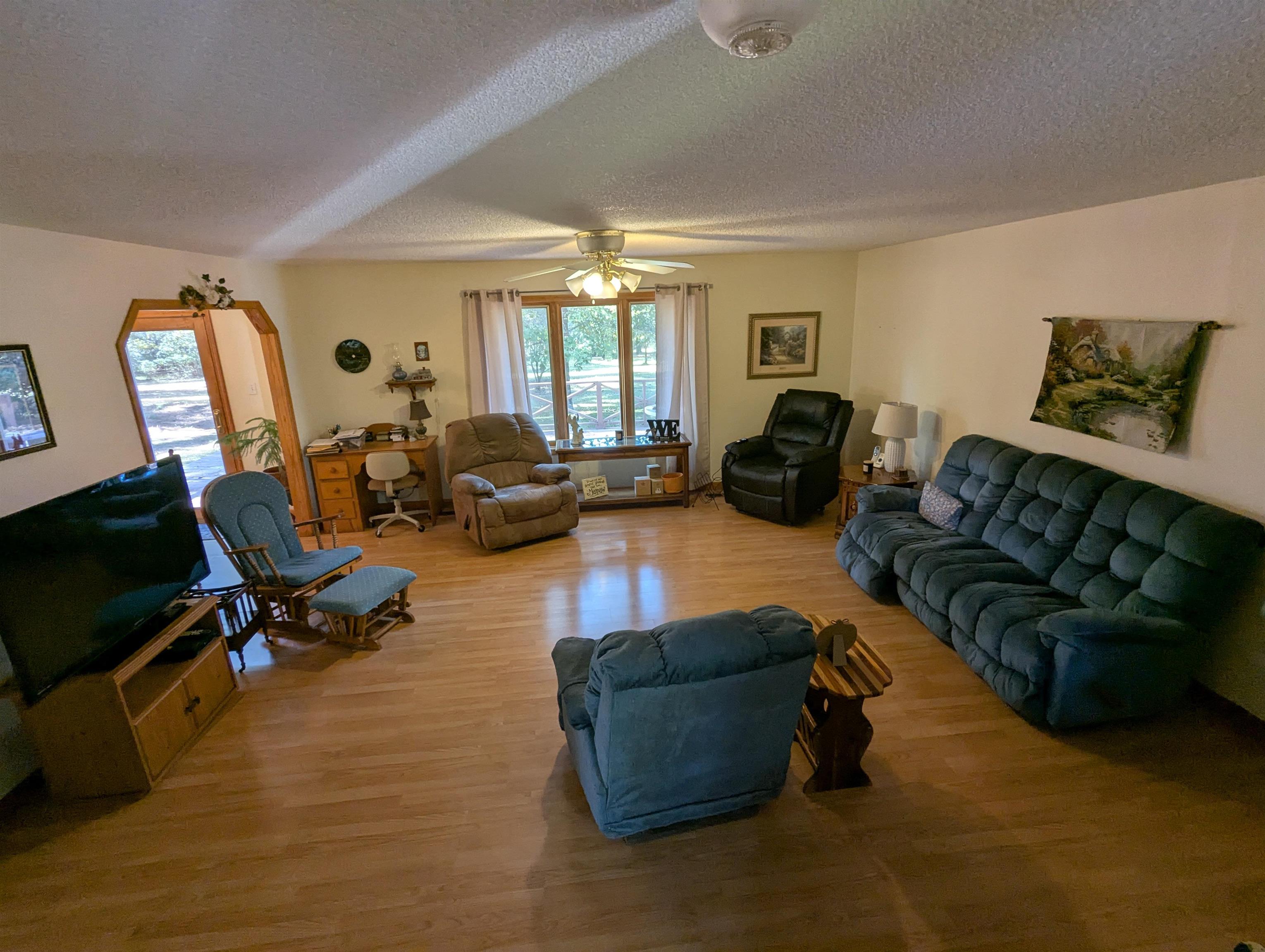 Photo 5 - Residential for sale – 498  Old Fort Rd   Melbourne, AR