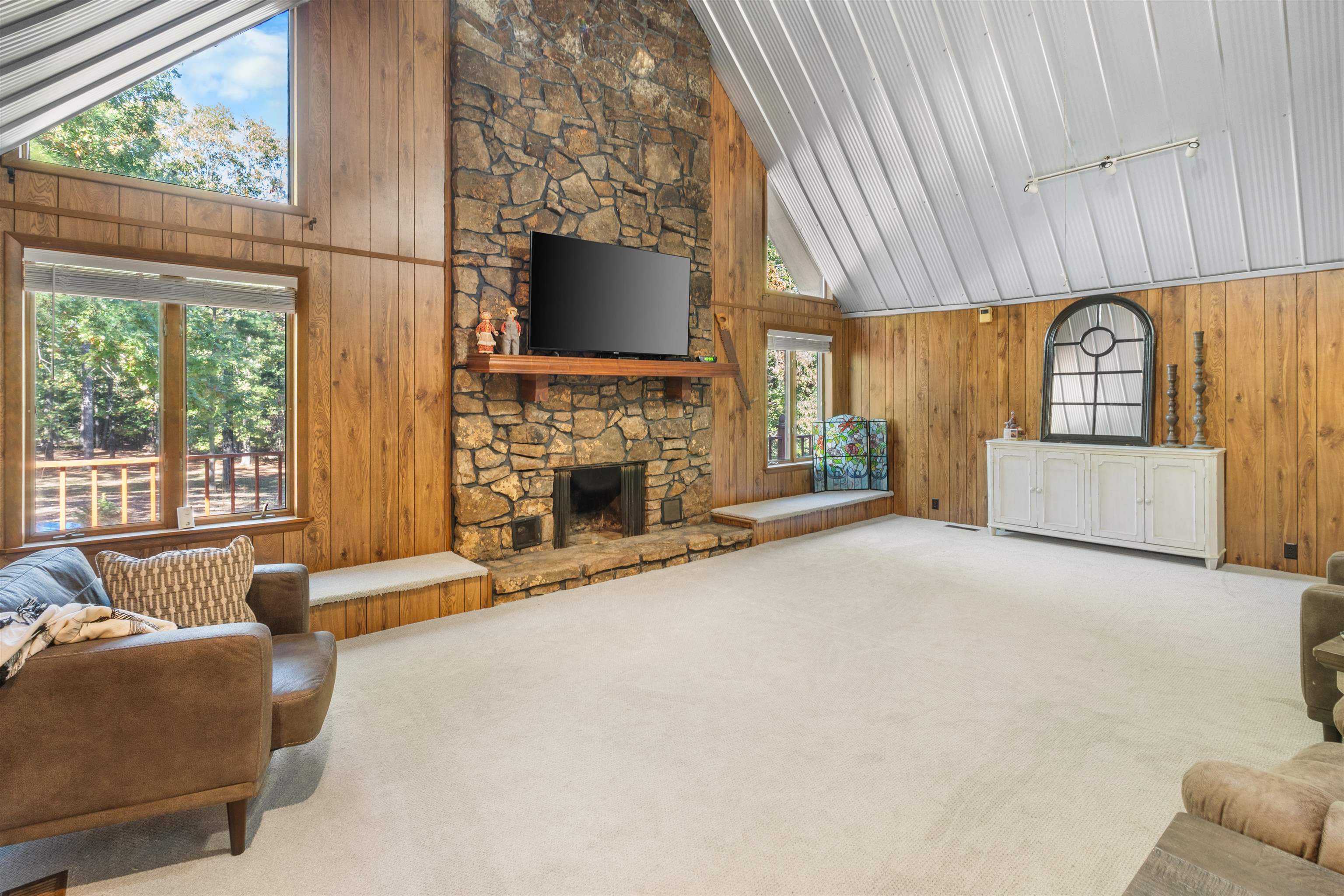 Photo 2 - Residential for sale – 1018  Old Fort Road   Melbourne, AR