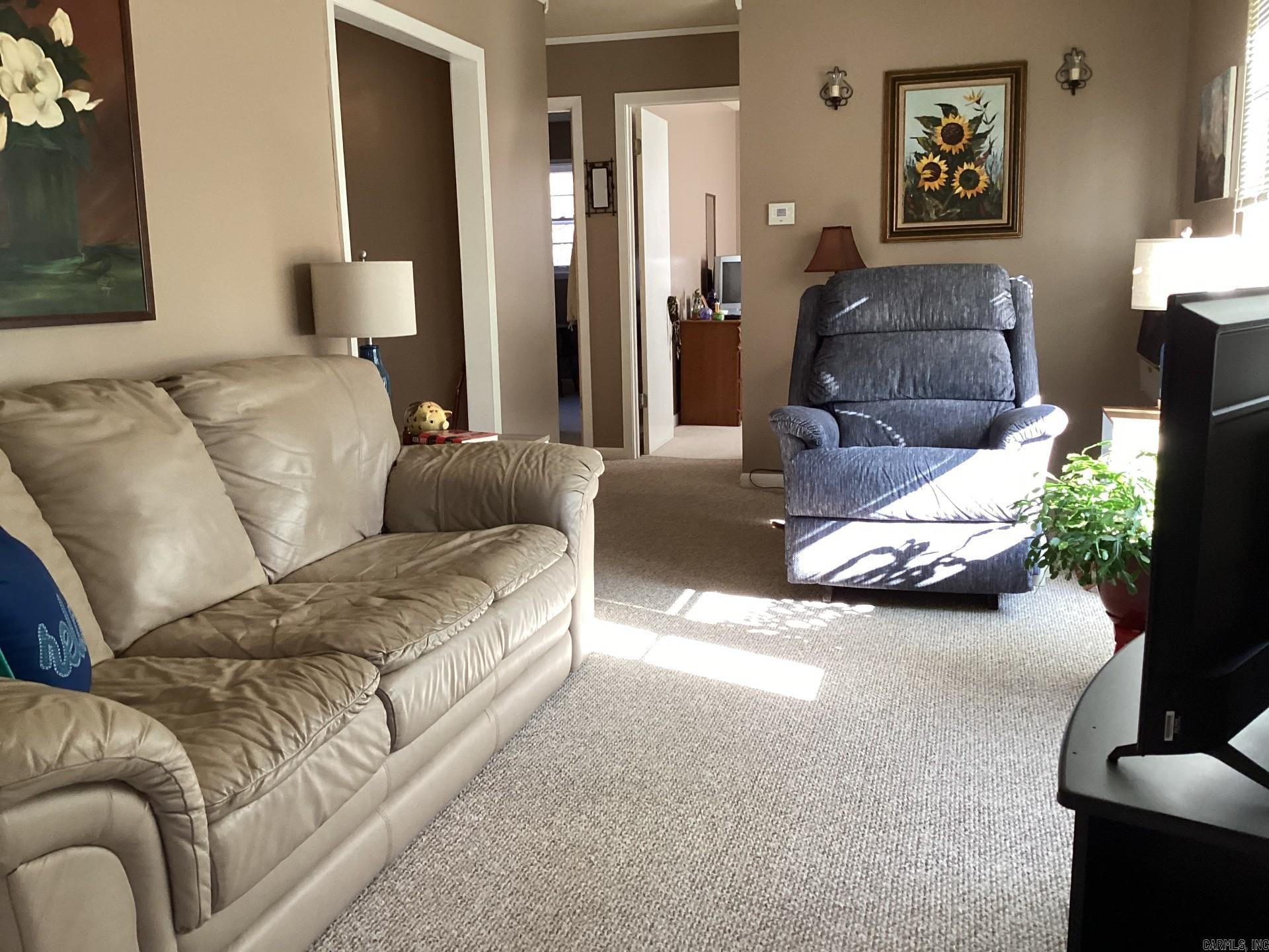 Photo 2 - Residential for sale – 212  Hiawatha   Cherokee Village, AR