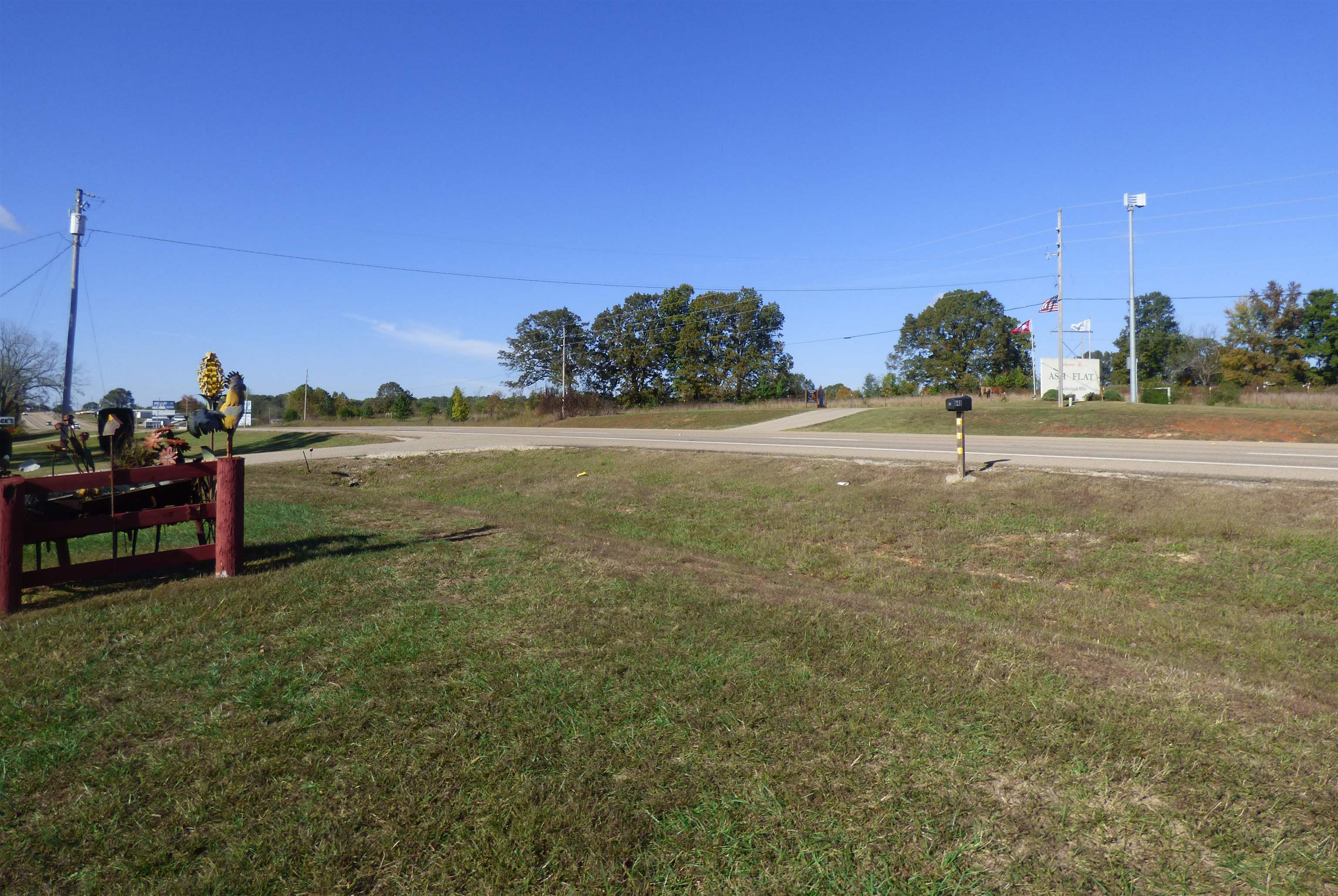 Photo 2 - Commercial / Industrial for sale – 648  Hwy 62-412   Ash Flat, AR