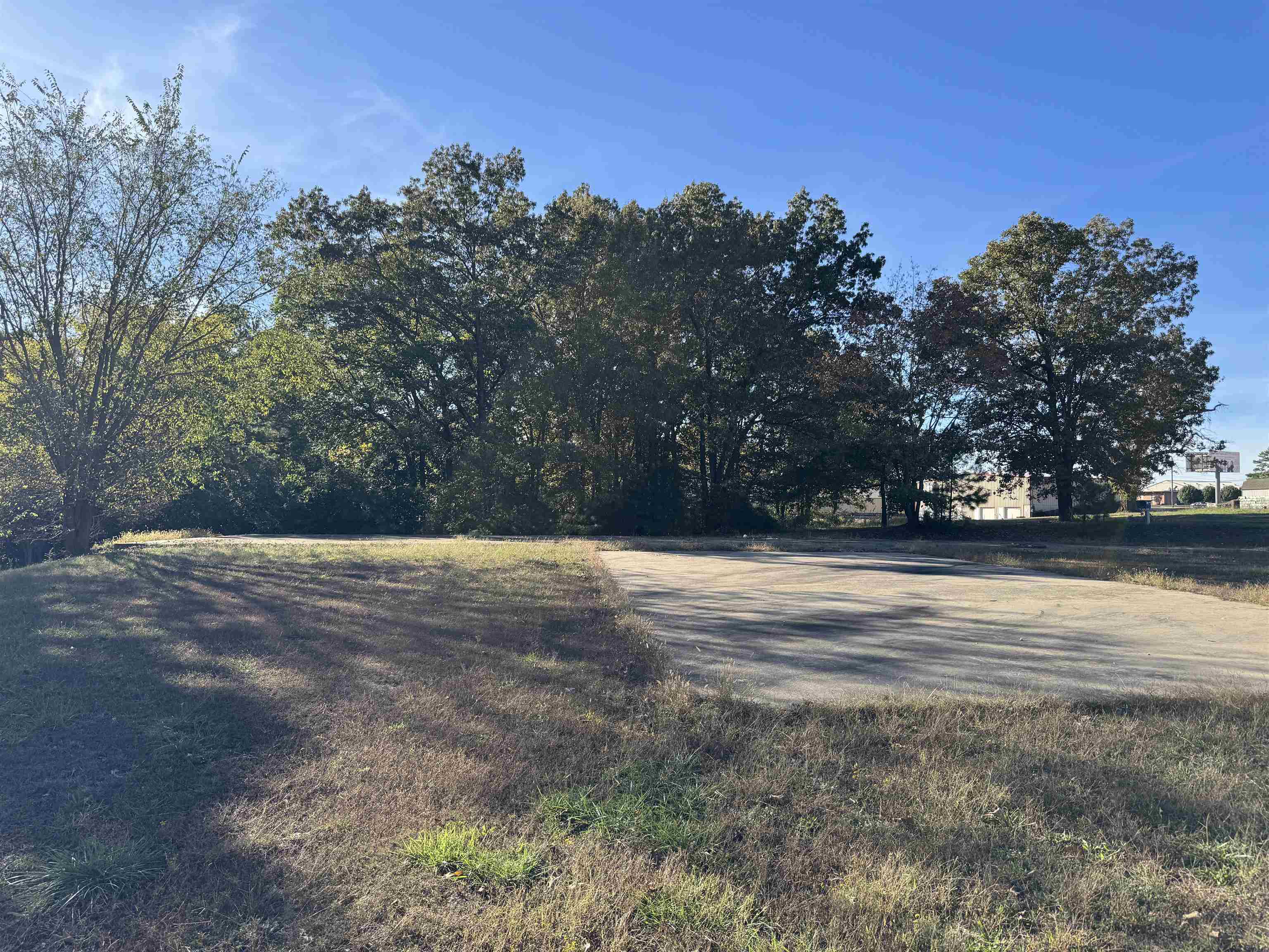 Commercial / Industrial for sale – 000  Louann   Highland, AR