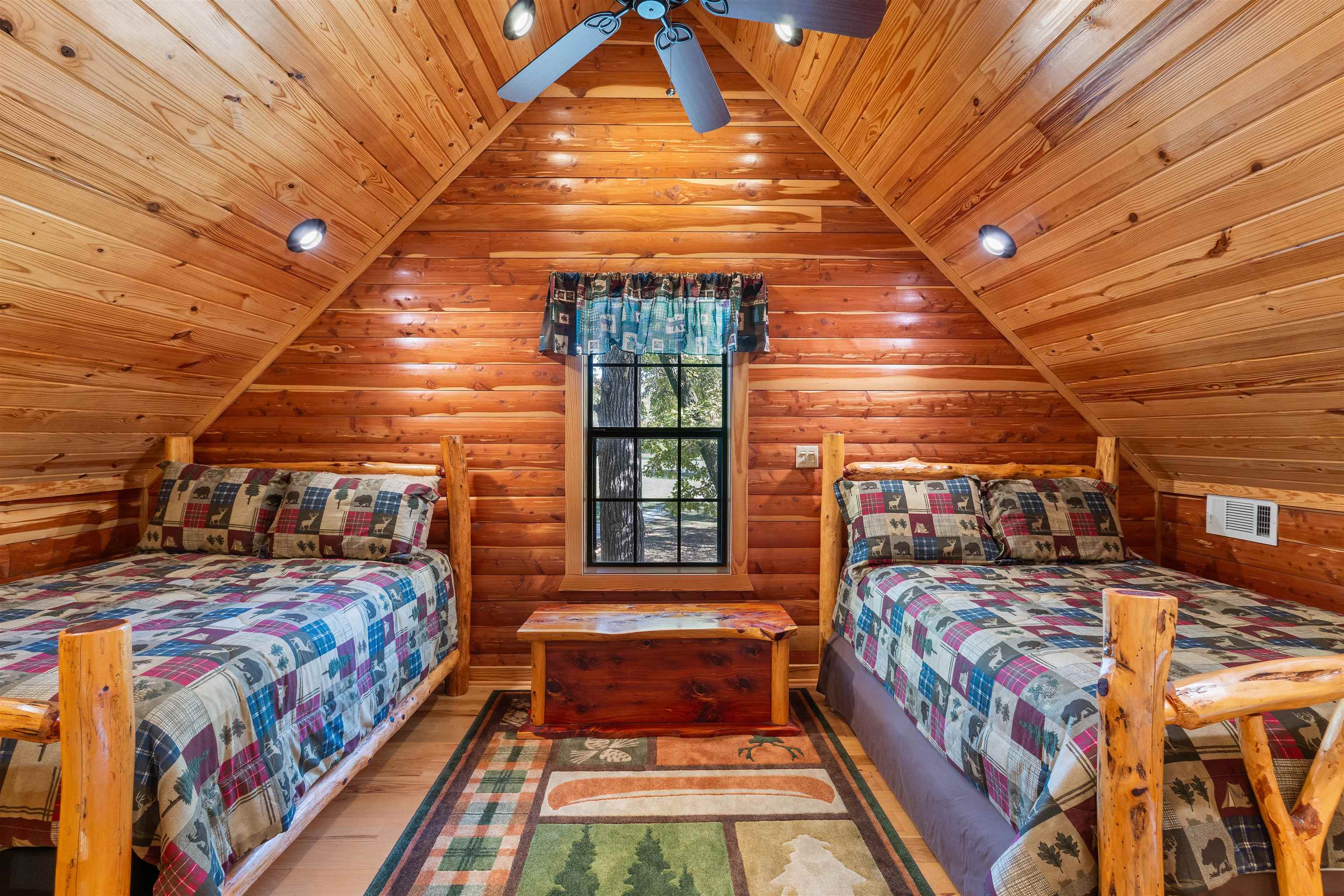 Photo 13 - Residential for sale – 528  Blue Hole Lane   Calico Rock, AR