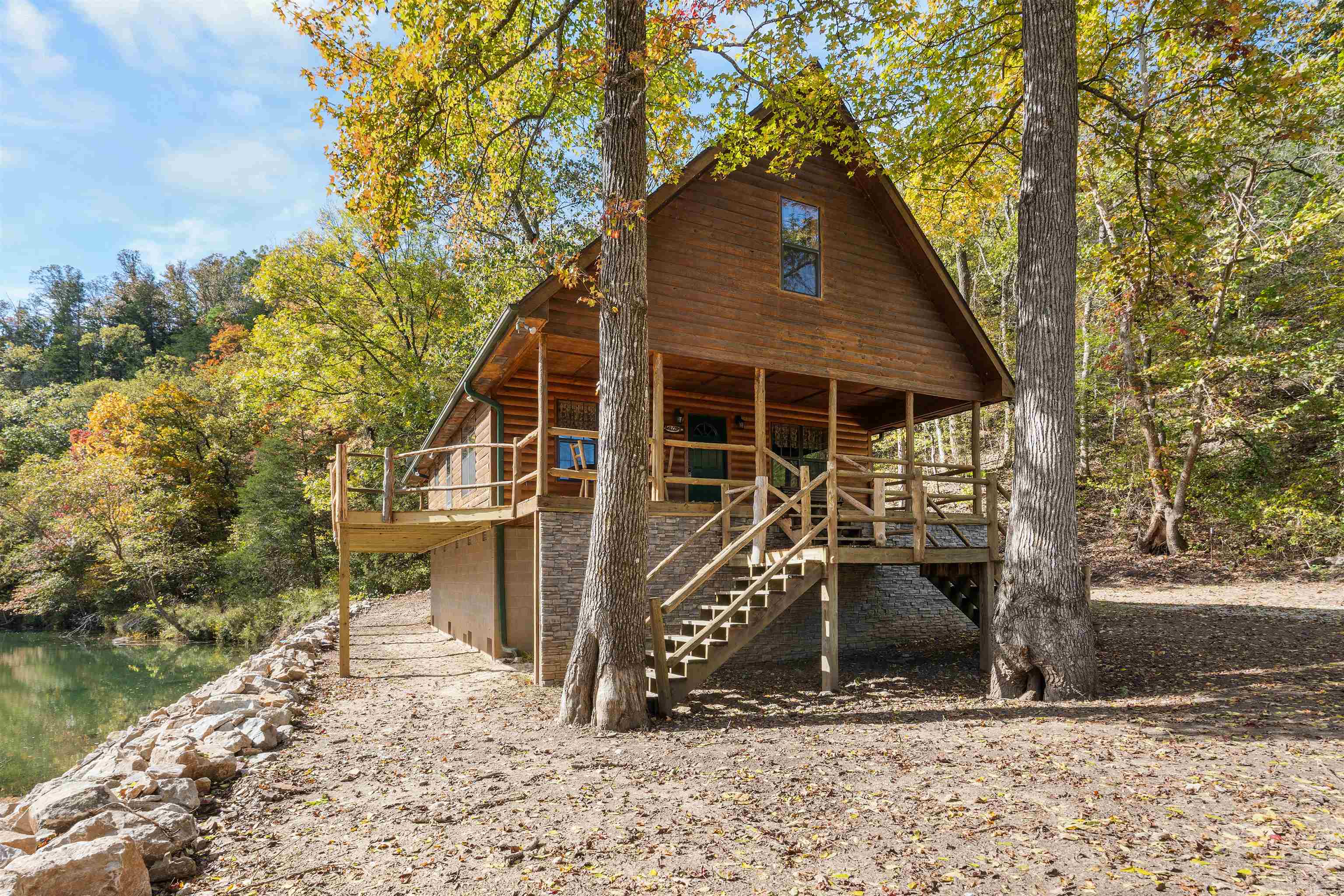 Photo 19 - Residential for sale – 528  Blue Hole Lane   Calico Rock, AR