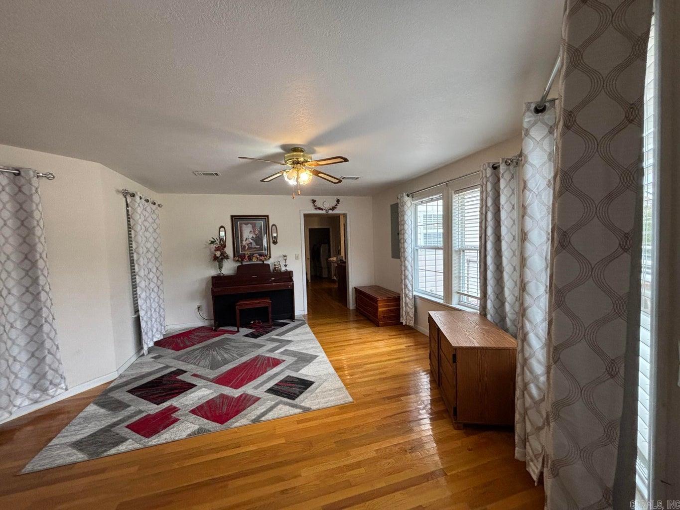 Photo 7 - Residential for sale – 15  White Oak   Pleasant Plains, AR