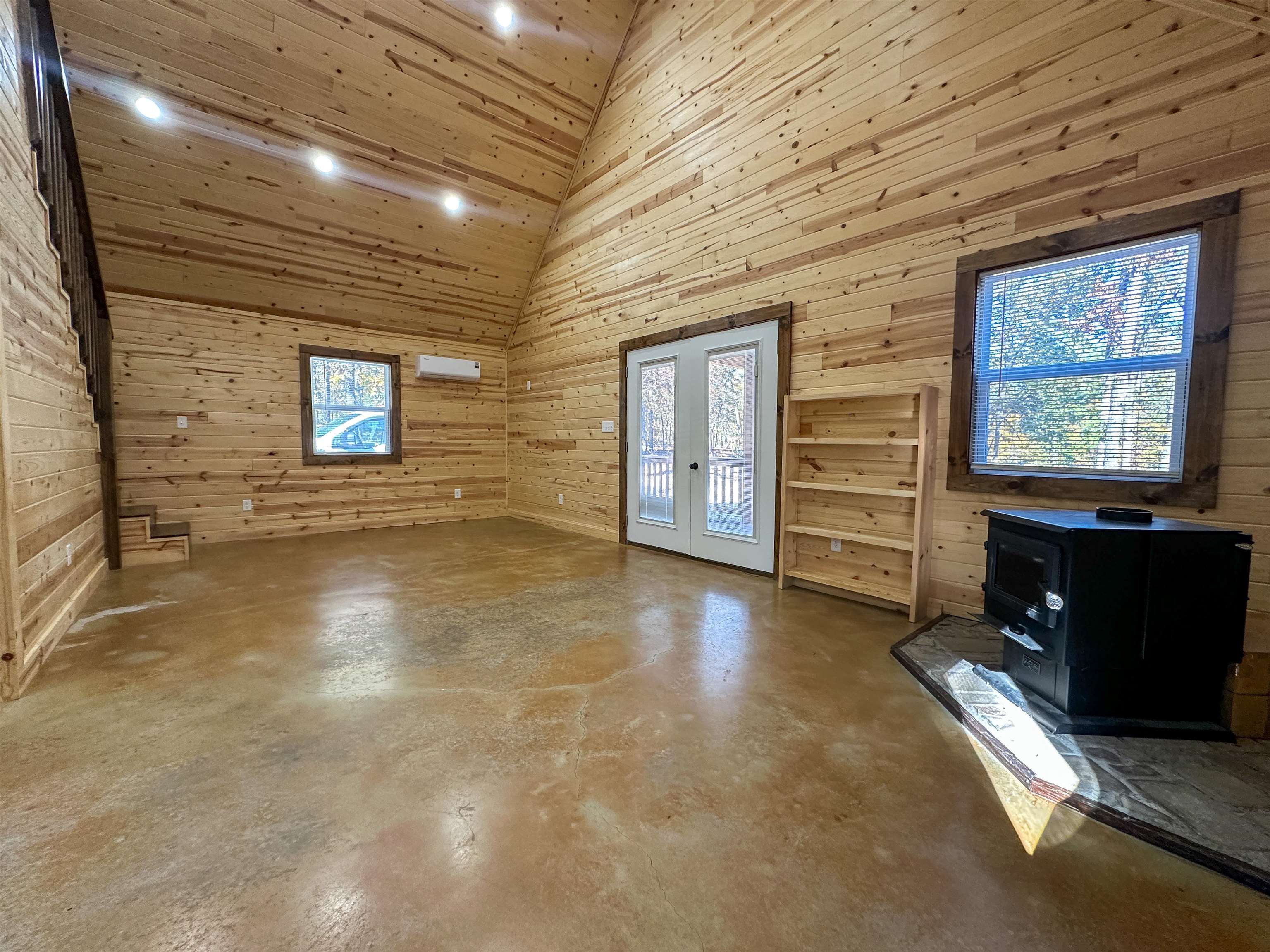 Photo 6 - Residential for sale – 434  Big Creek   Hardy, AR