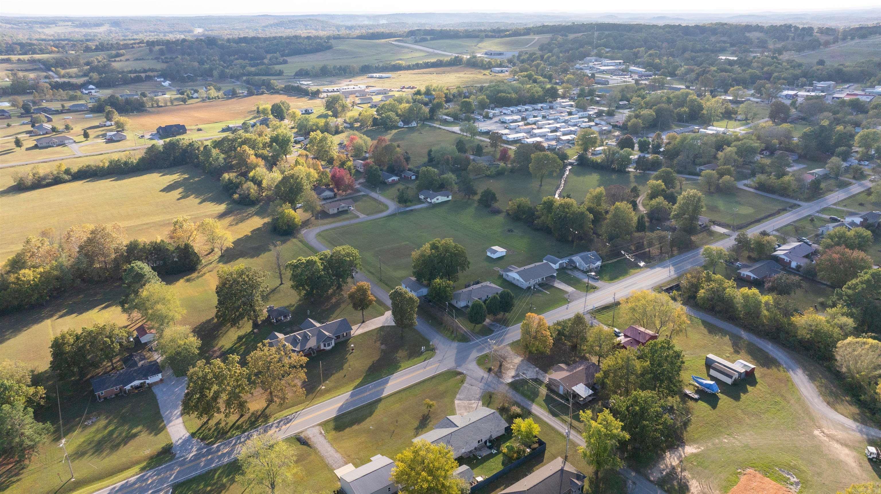 Photo 33 - Residential for sale – 515 E Center   Cave City, AR