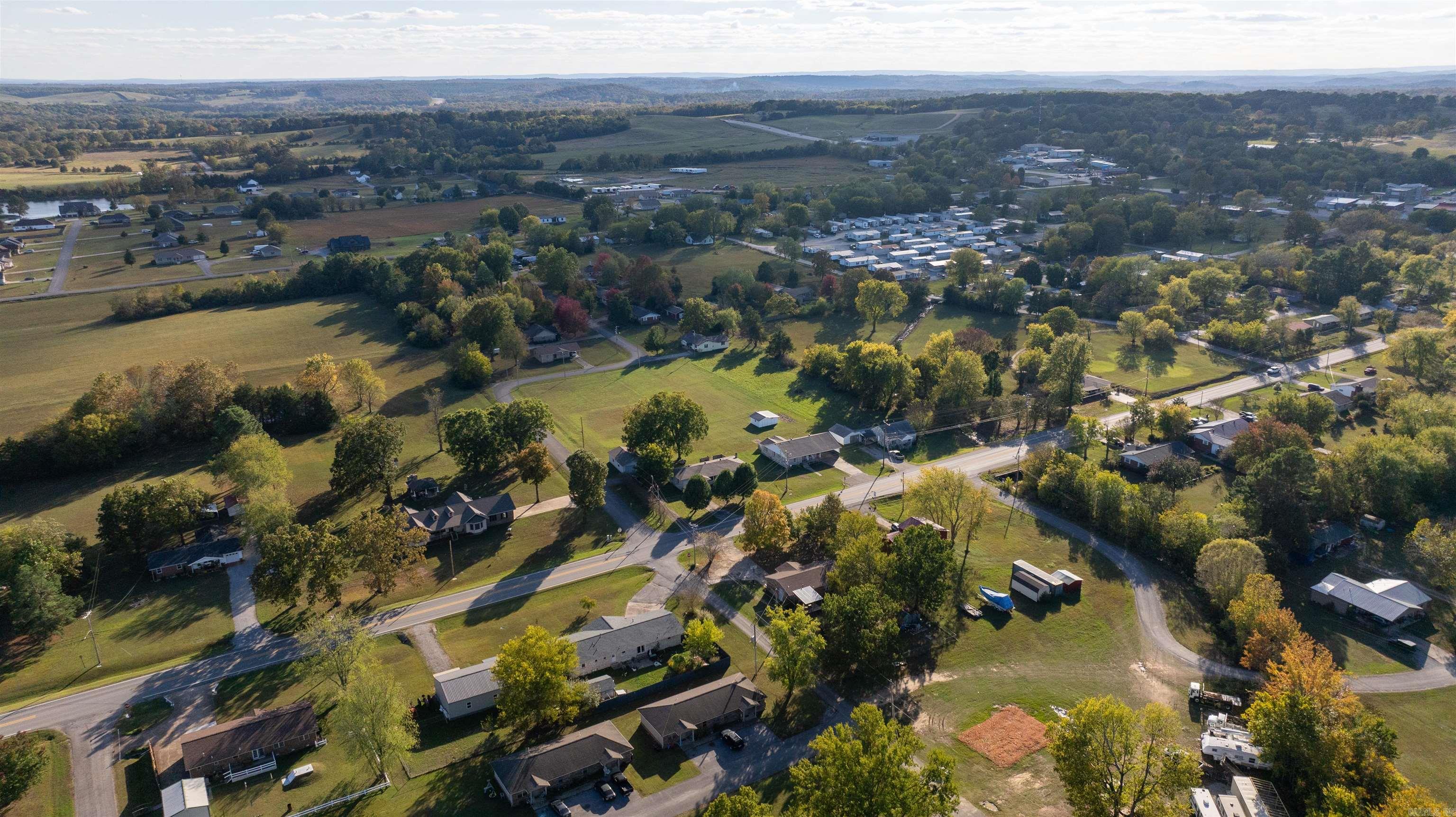 Photo 34 - Residential for sale – 515 E Center   Cave City, AR