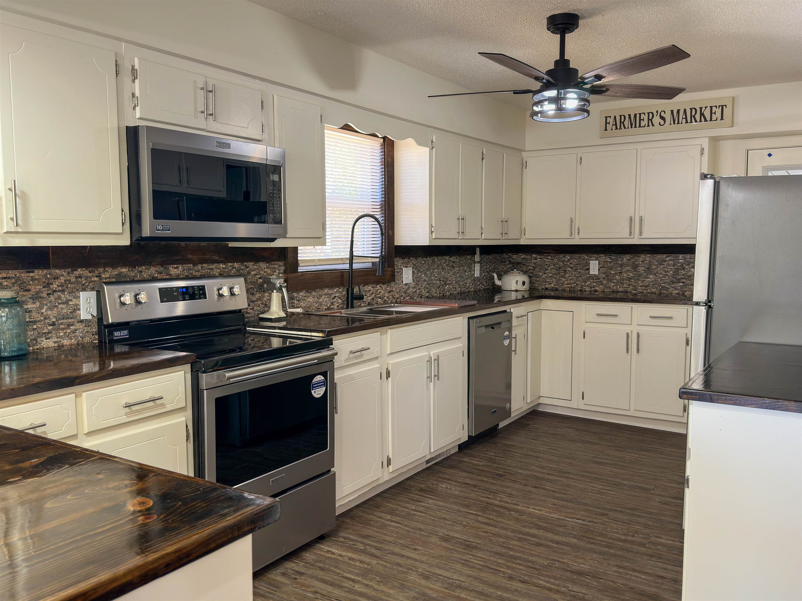 Photo 11 - Residential for sale – 1506 E Emerald Cove   Horseshoe Bend, AR