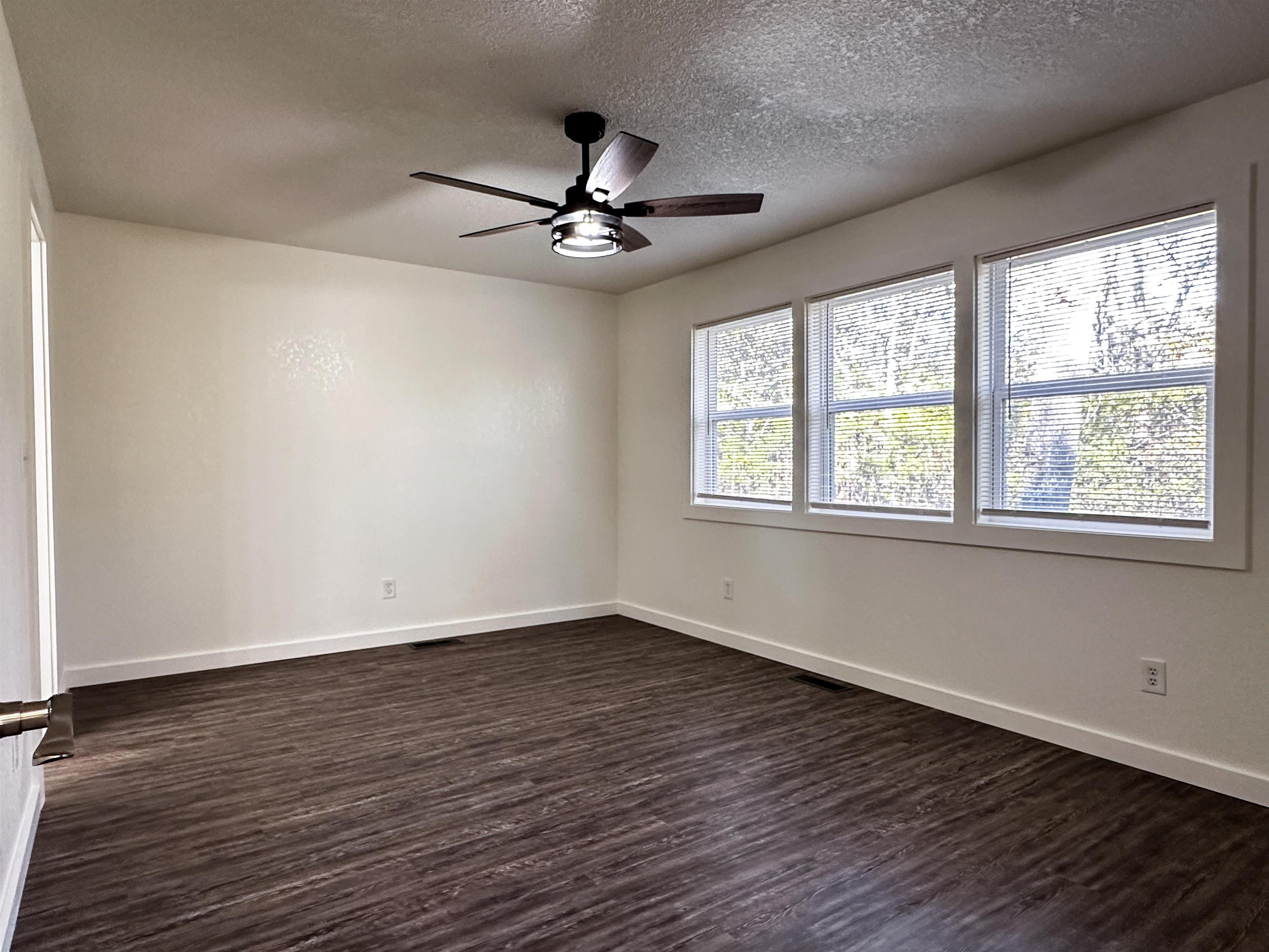 Photo 15 - Residential for sale – 1506 E Emerald Cove   Horseshoe Bend, AR