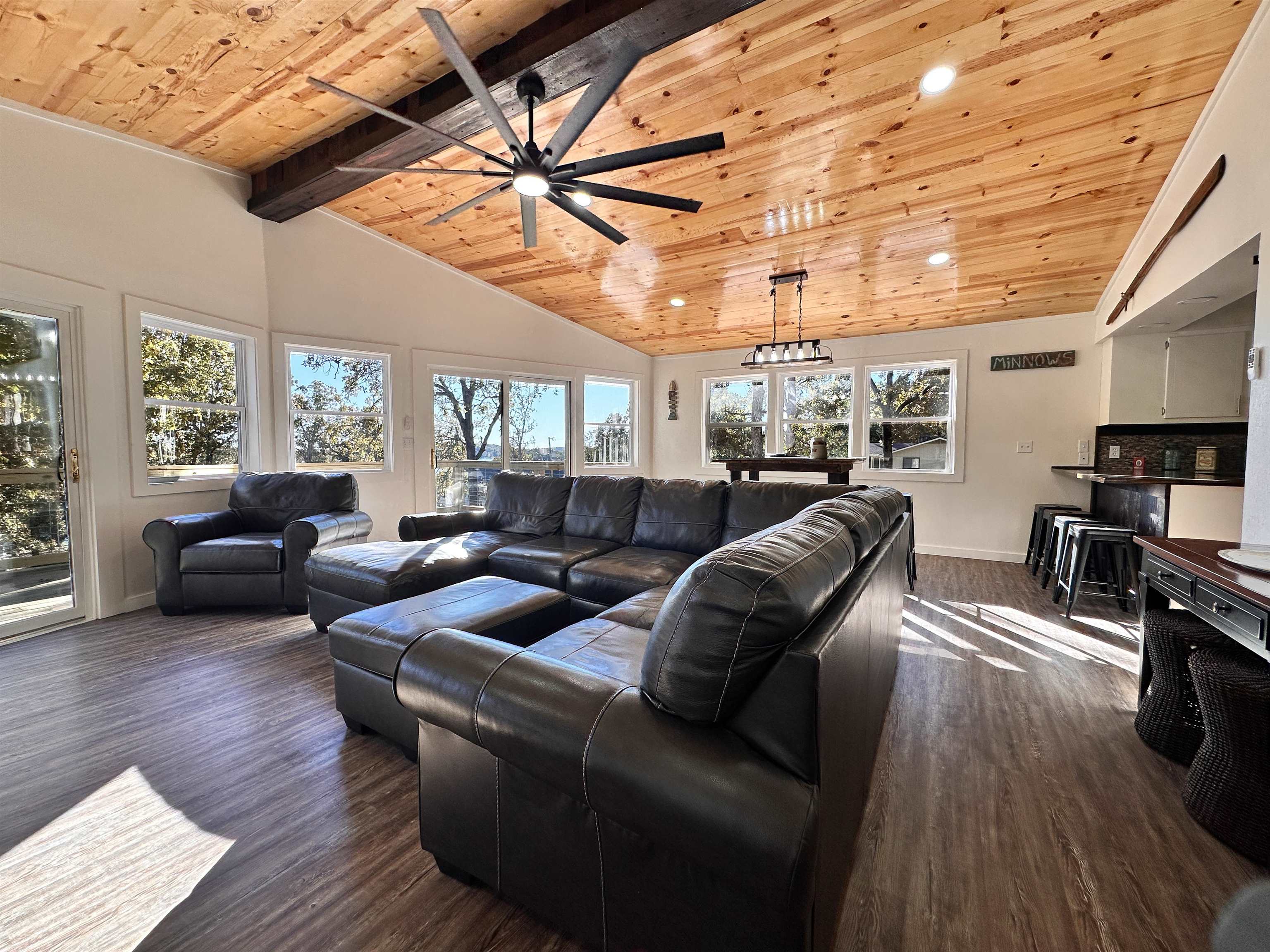 Photo 3 - Residential for sale – 1506 E Emerald Cove   Horseshoe Bend, AR