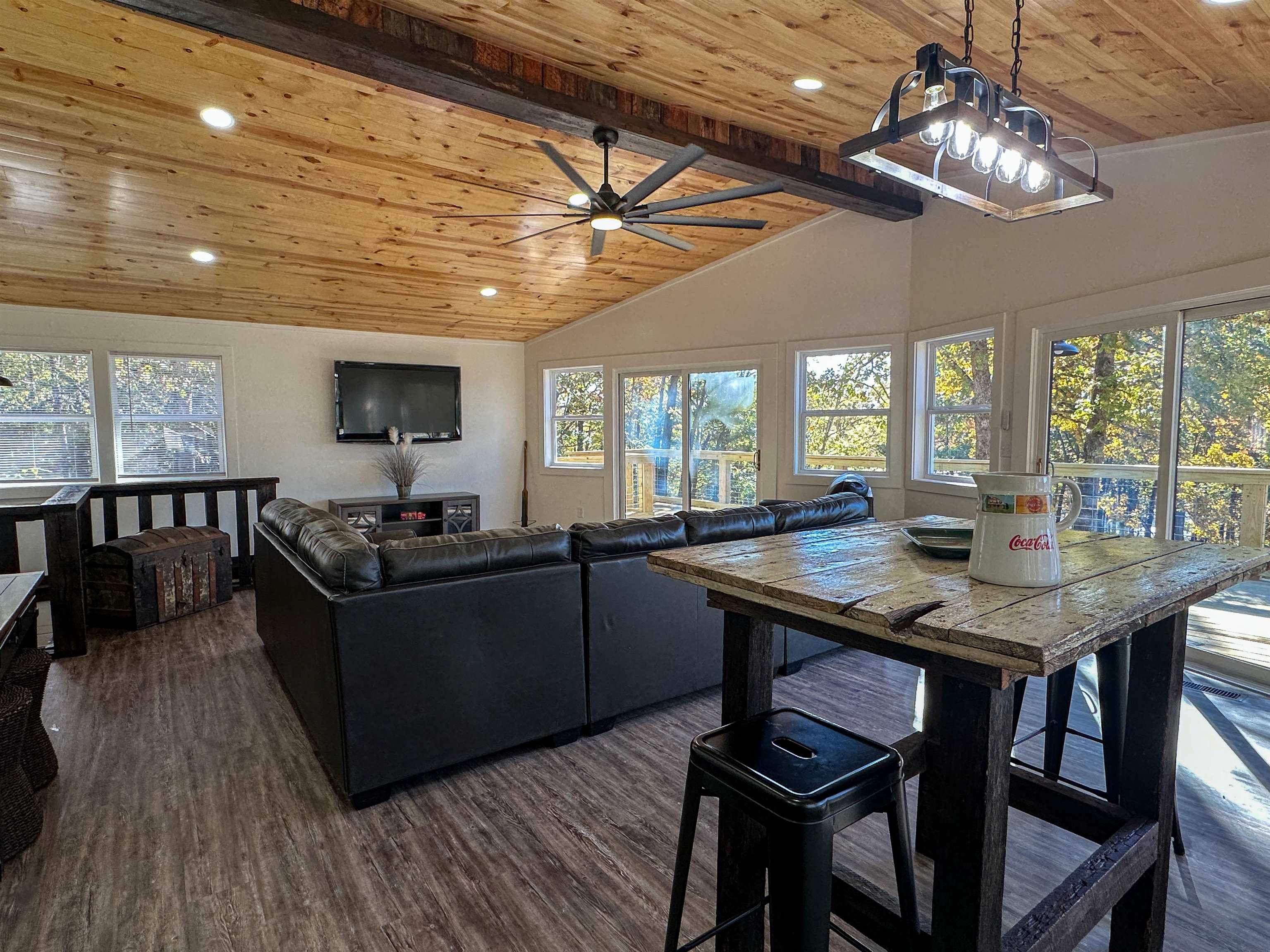 Photo 5 - Residential for sale – 1506 E Emerald Cove   Horseshoe Bend, AR