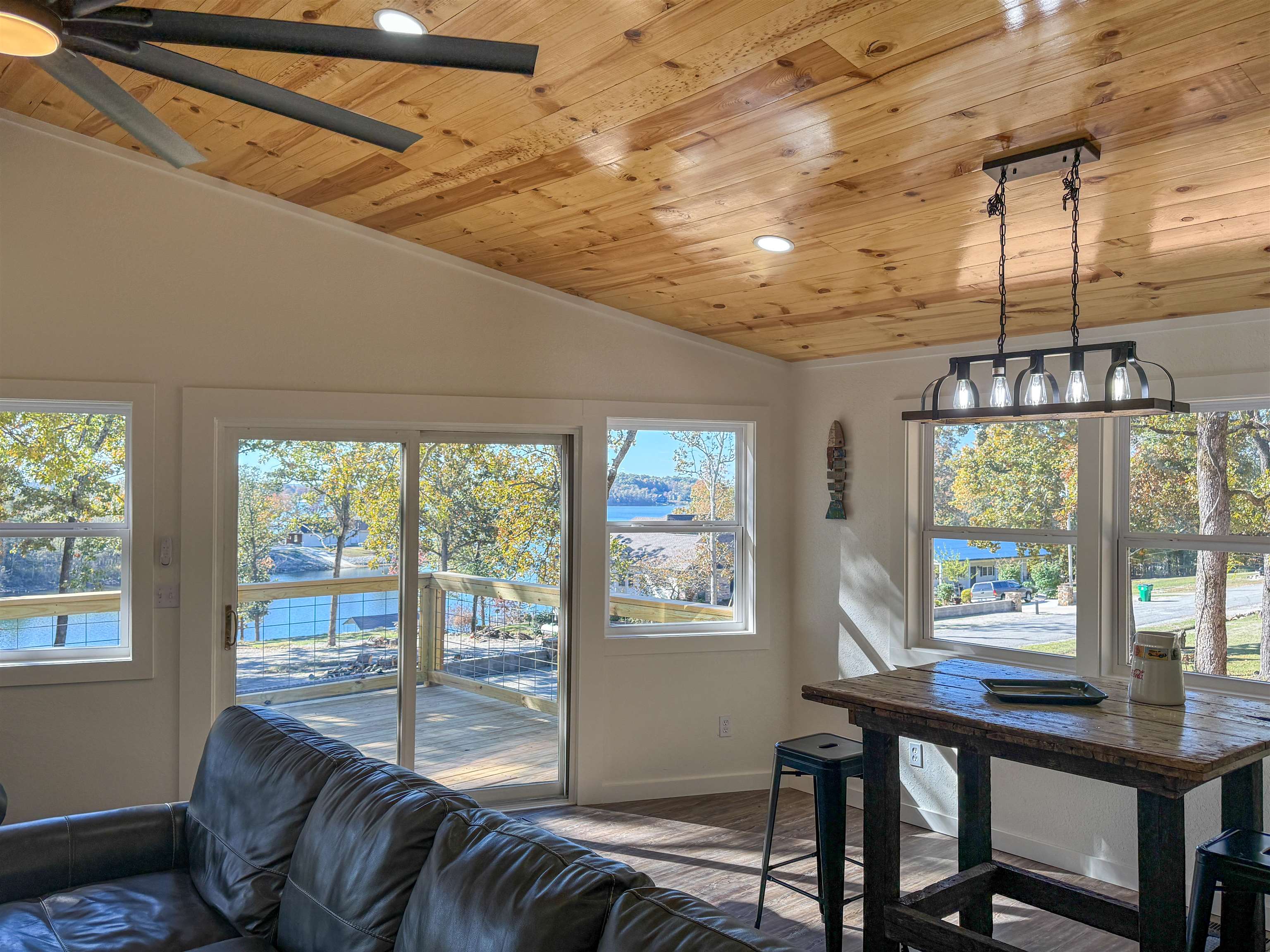 Photo 8 - Residential for sale – 1506 E Emerald Cove   Horseshoe Bend, AR