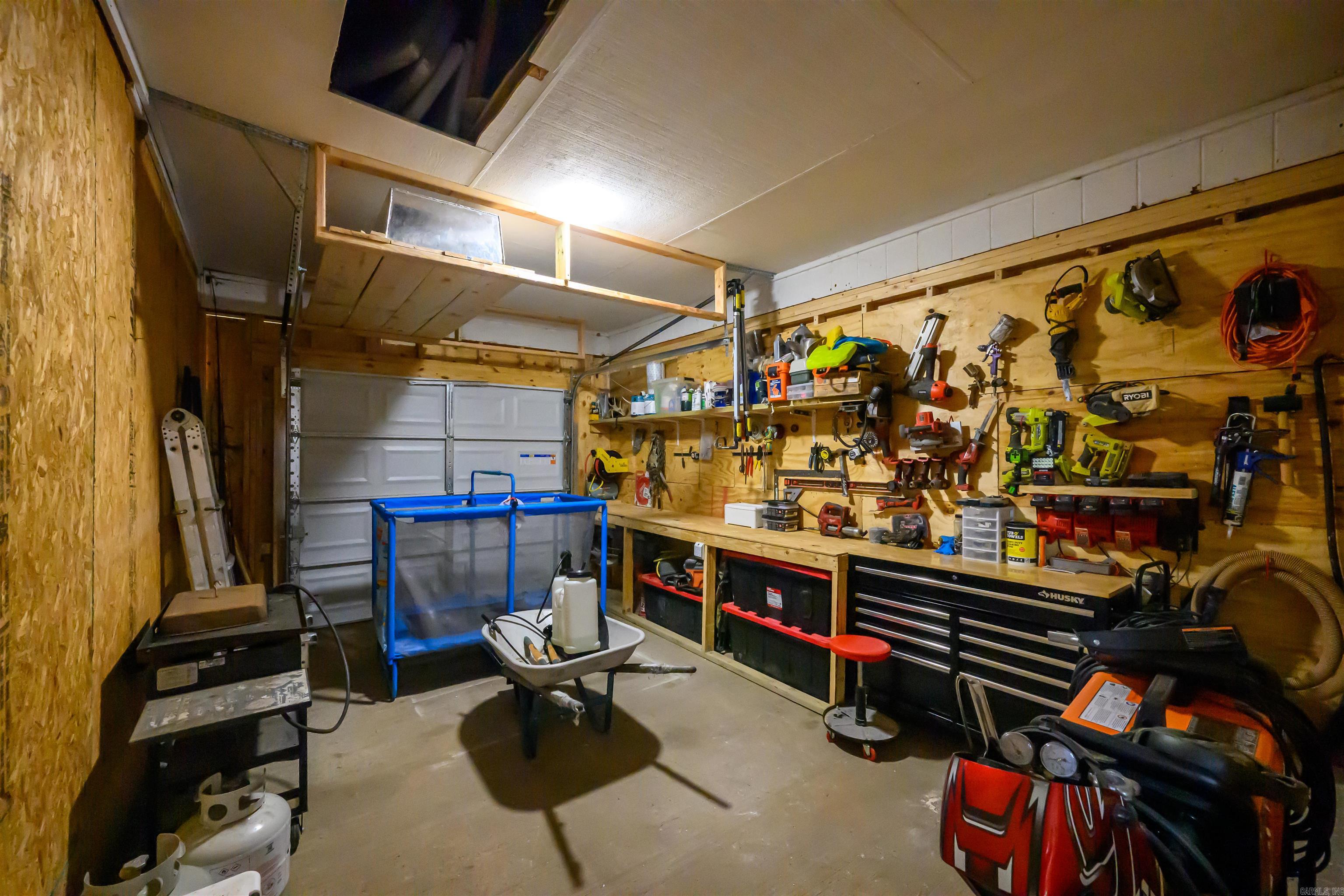 Photo 13 - Residential for sale – 710  Village St.   Newark, AR