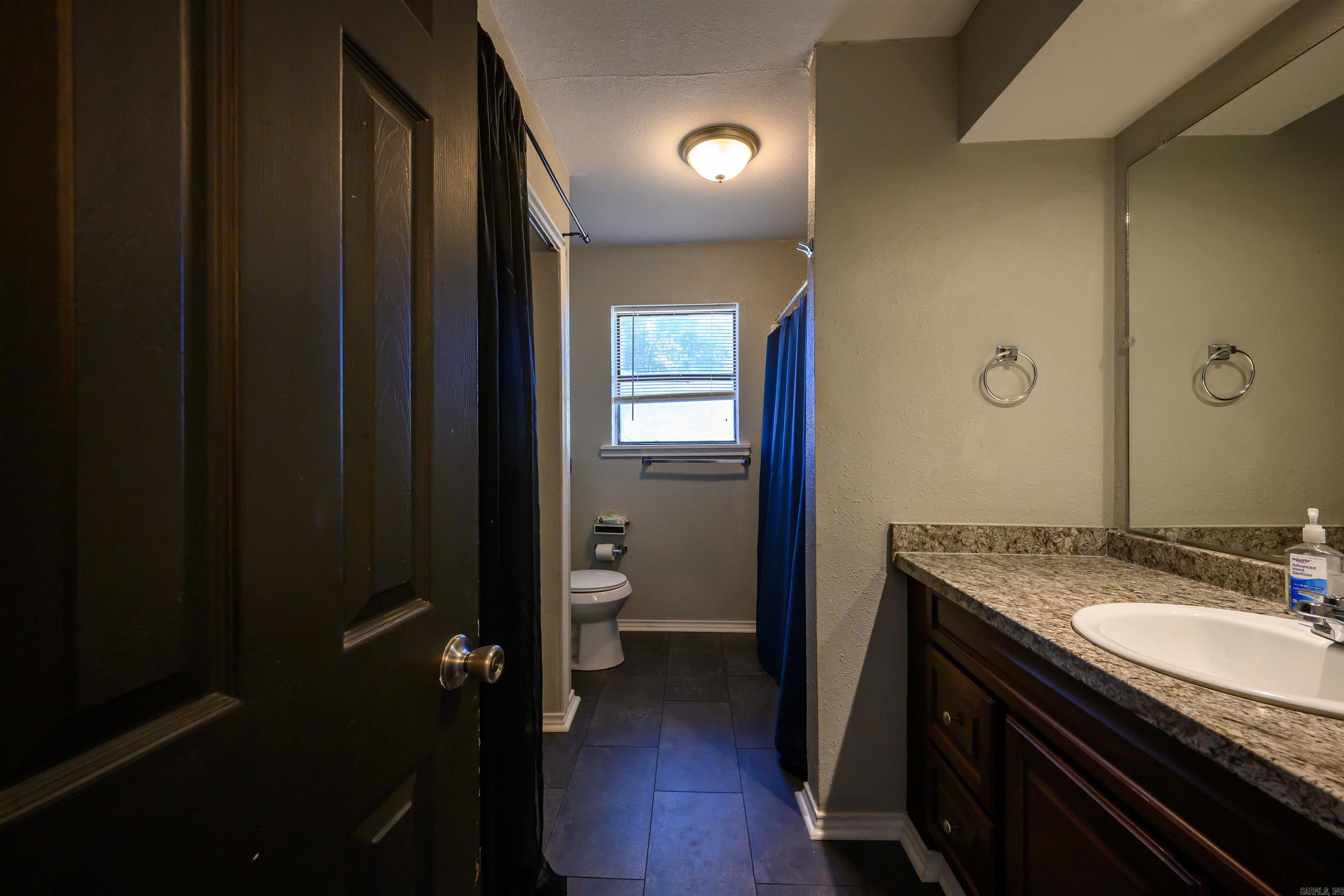 Photo 15 - Residential for sale – 710  Village St.   Newark, AR