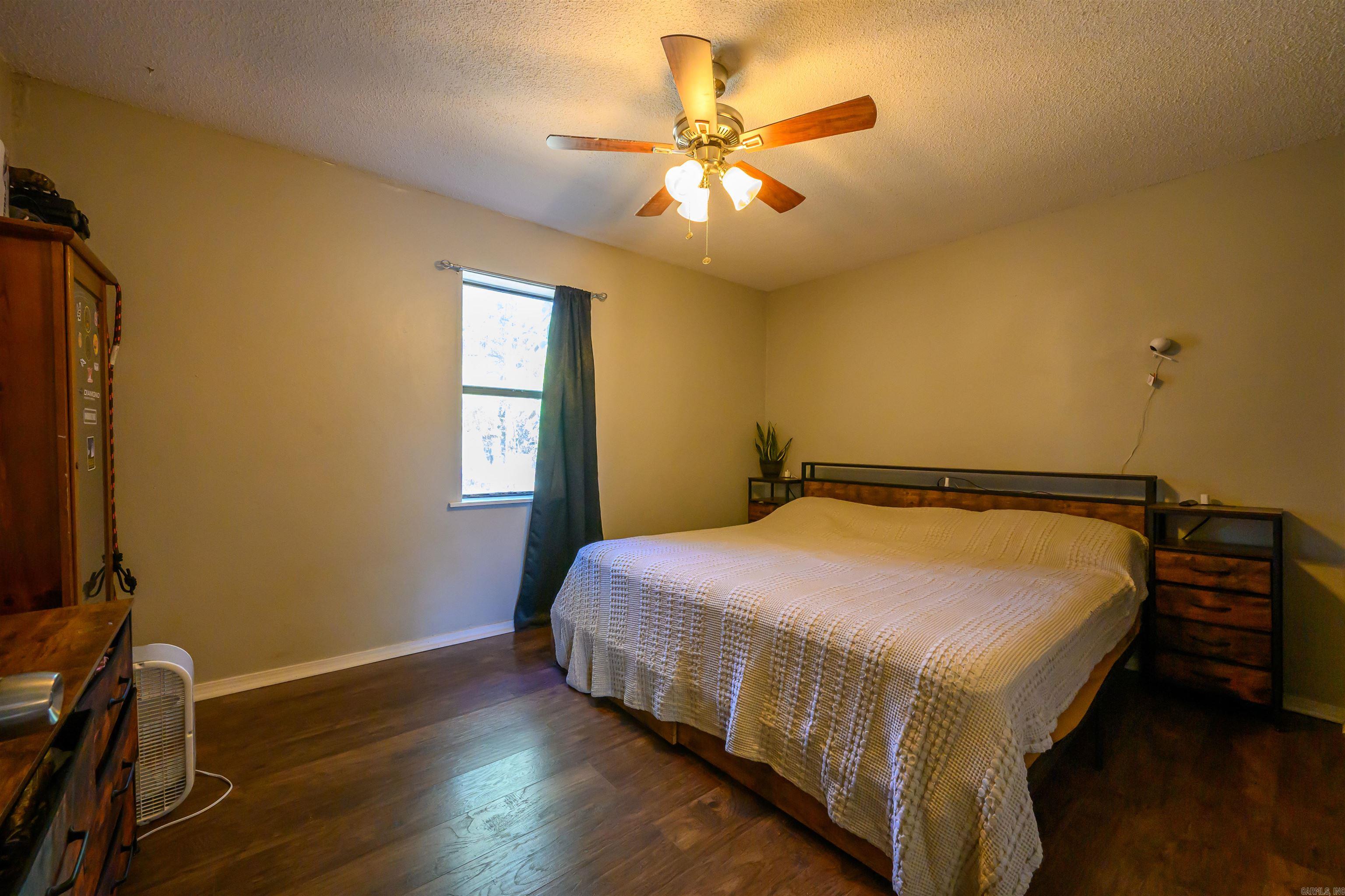 Photo 18 - Residential for sale – 710  Village St.   Newark, AR