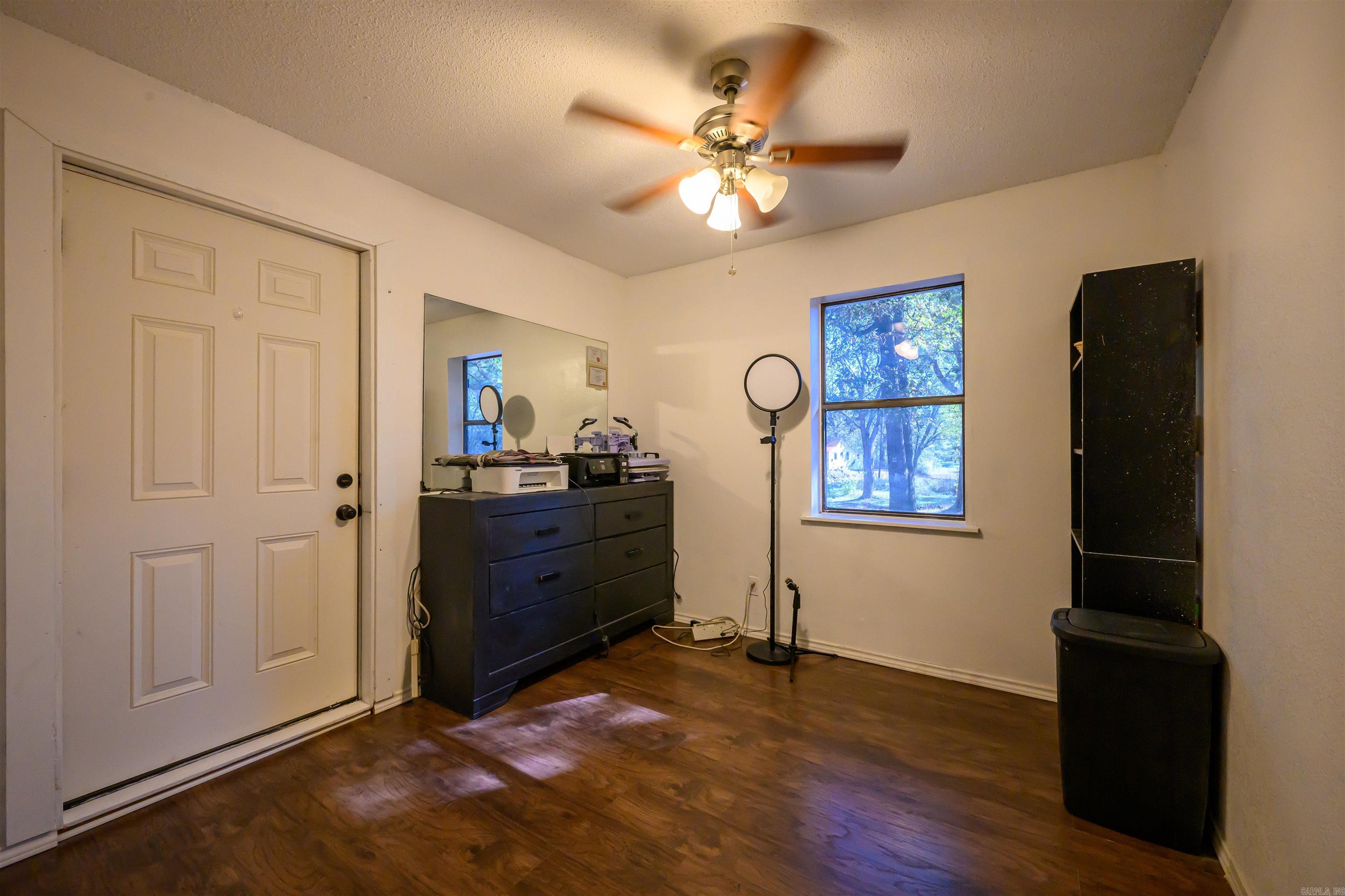 Photo 19 - Residential for sale – 710  Village St.   Newark, AR