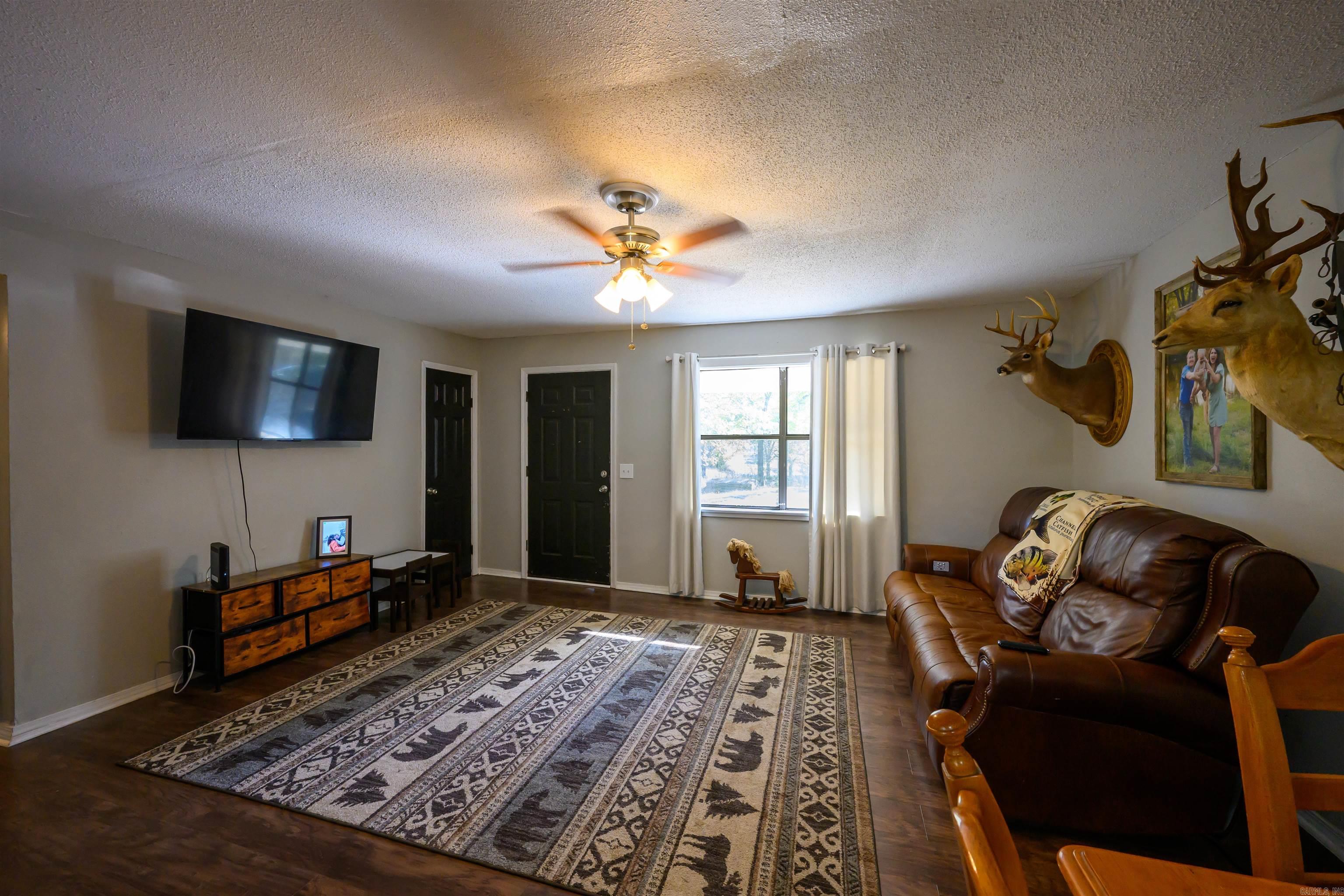 Photo 6 - Residential for sale – 710  Village St.   Newark, AR