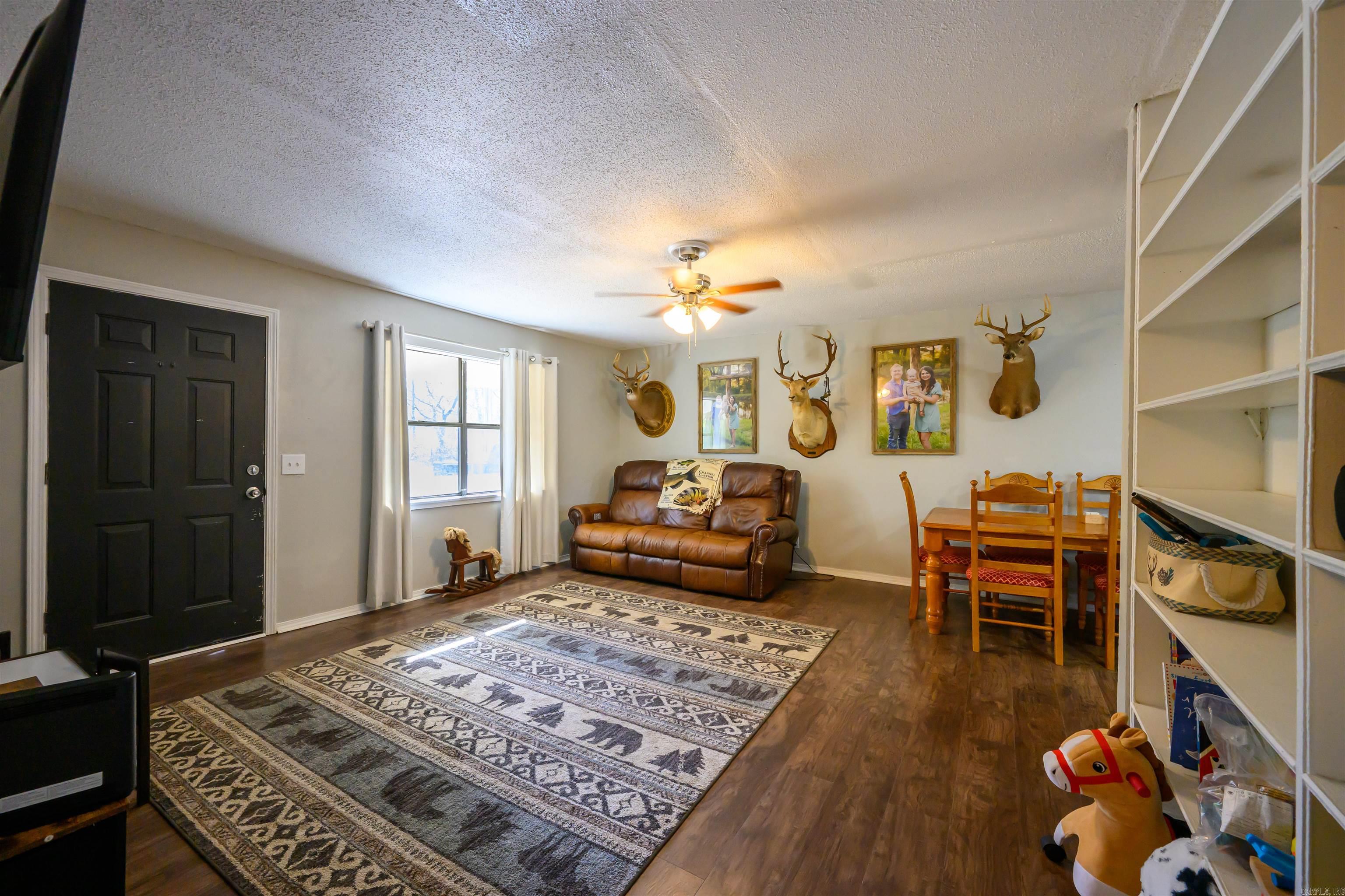 Photo 8 - Residential for sale – 710  Village St.   Newark, AR