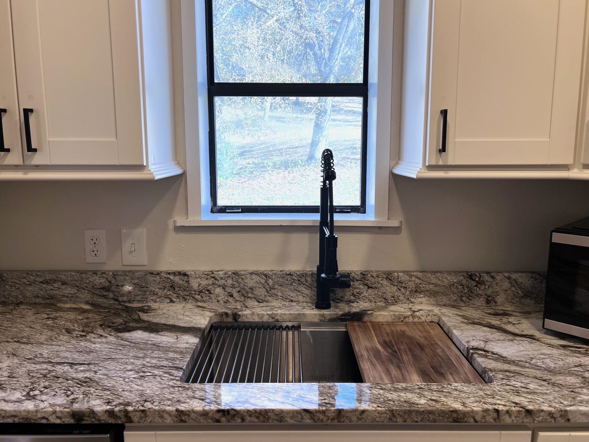 Photo 16 - Residential for sale – 23  Lodge   Mountain View, AR