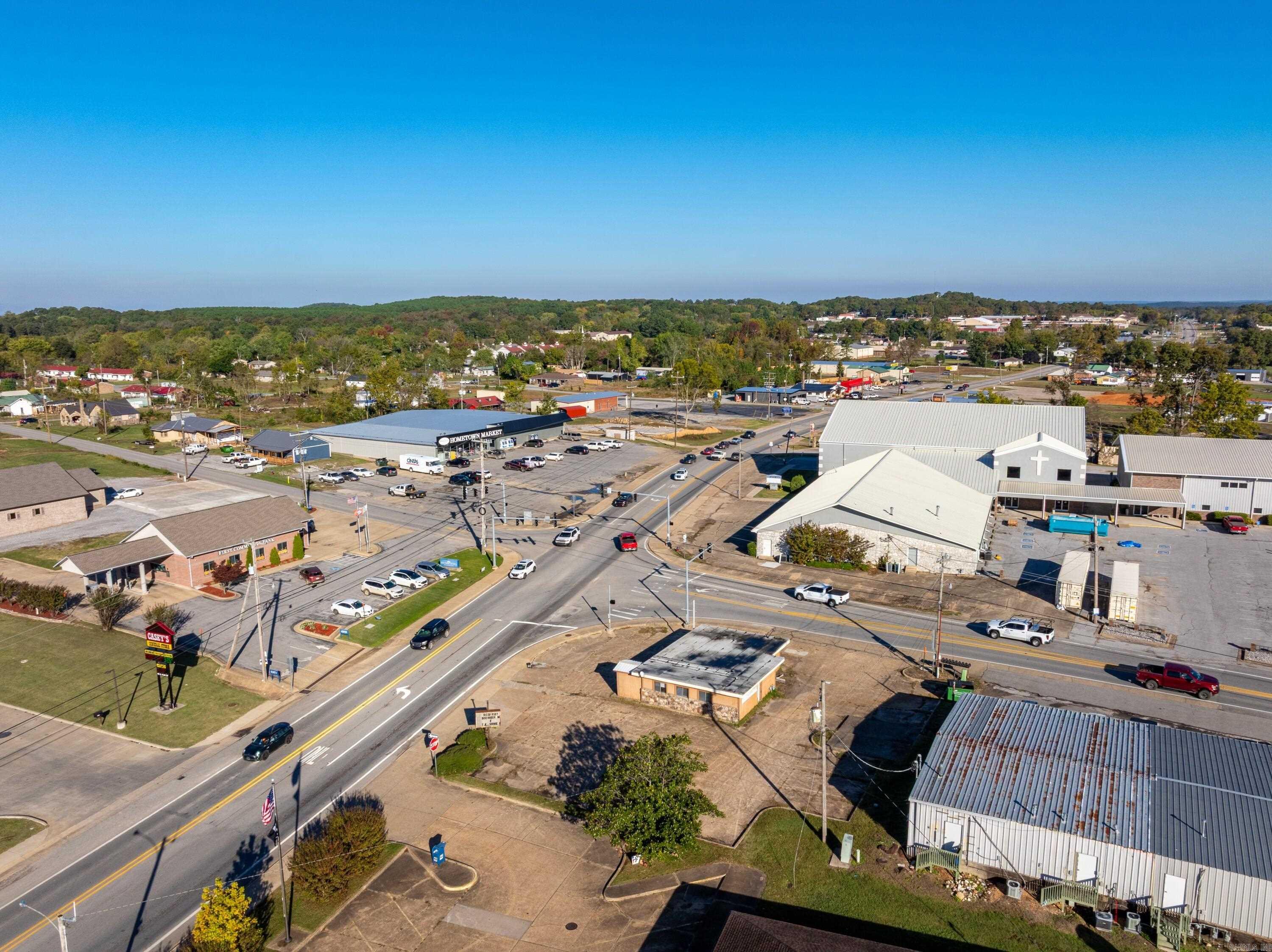 Photo 4 - Commercial / Industrial for sale – 102 S Main   Cave City, AR