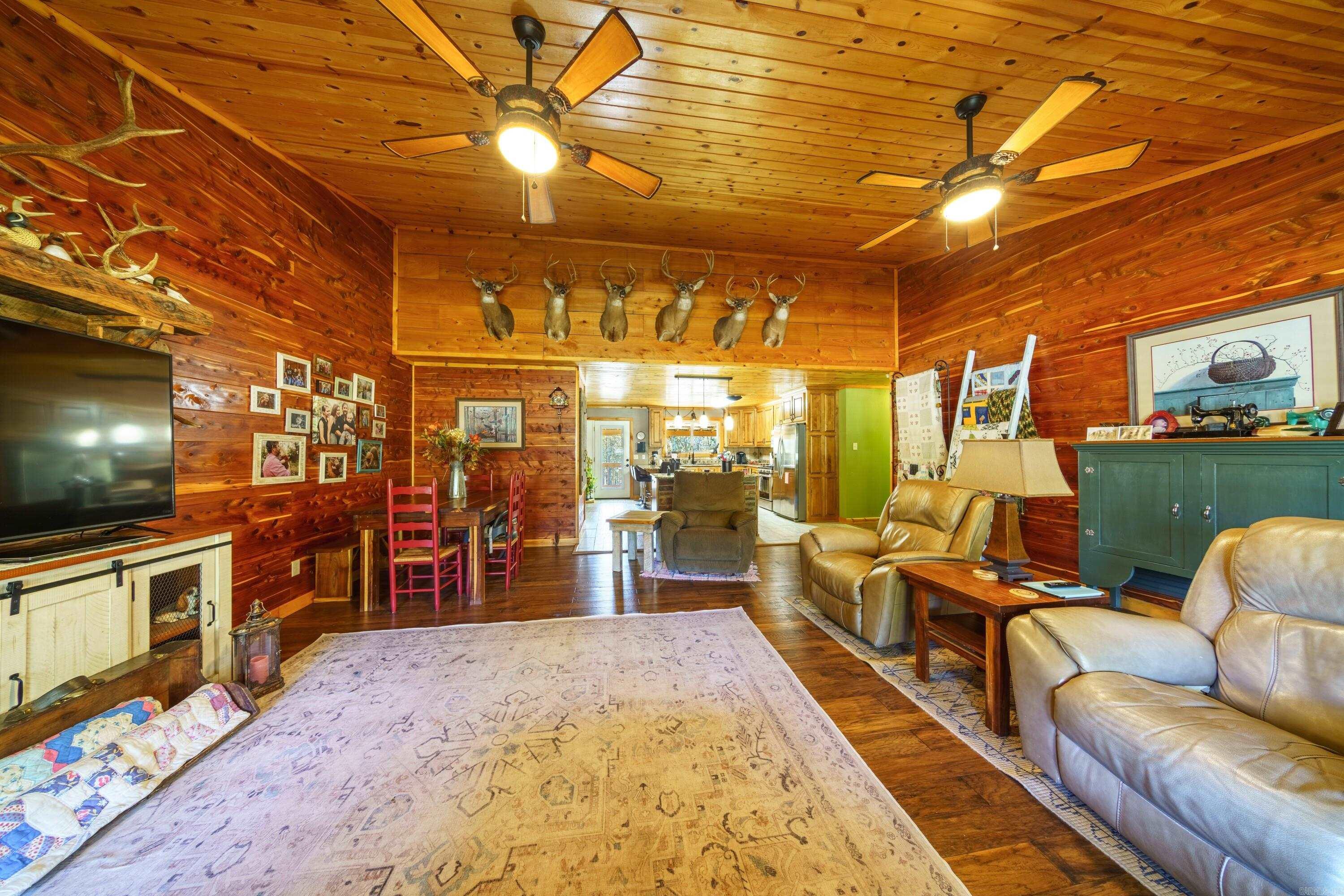 Photo 19 - Residential for sale – 207  Earl Rd   Evening Shade, AR