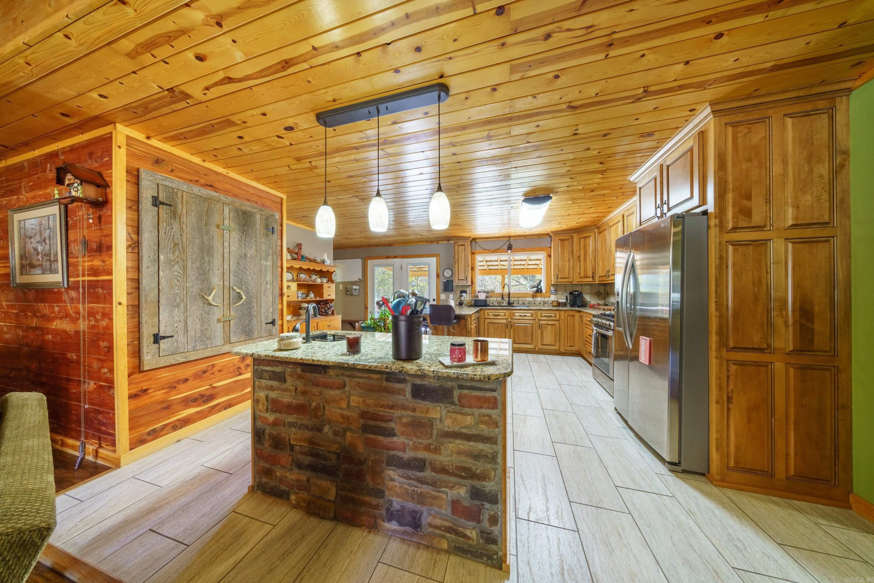 Photo 20 - Residential for sale – 207  Earl Rd   Evening Shade, AR