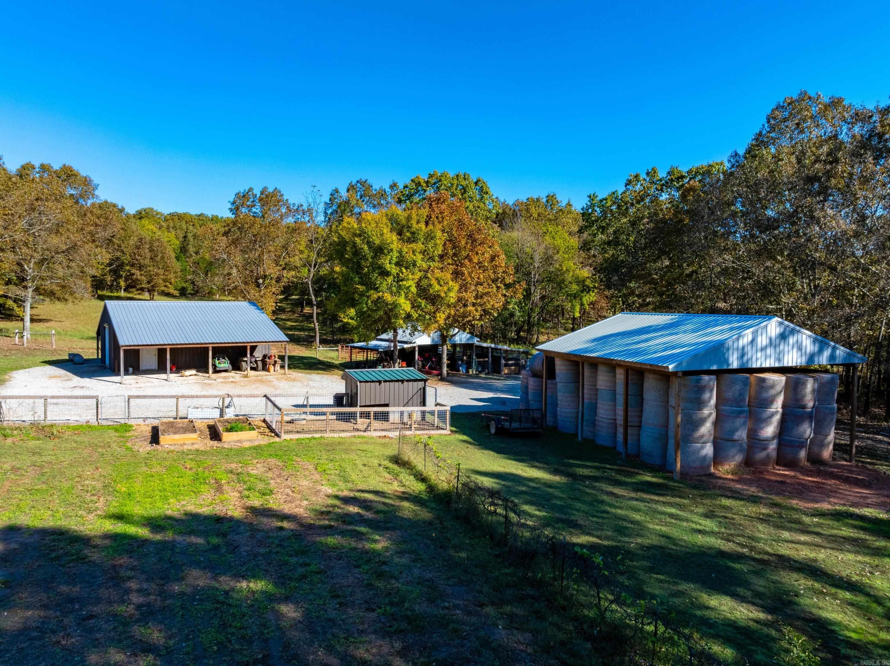 Photo 5 - Residential for sale – 207  Earl Rd   Evening Shade, AR