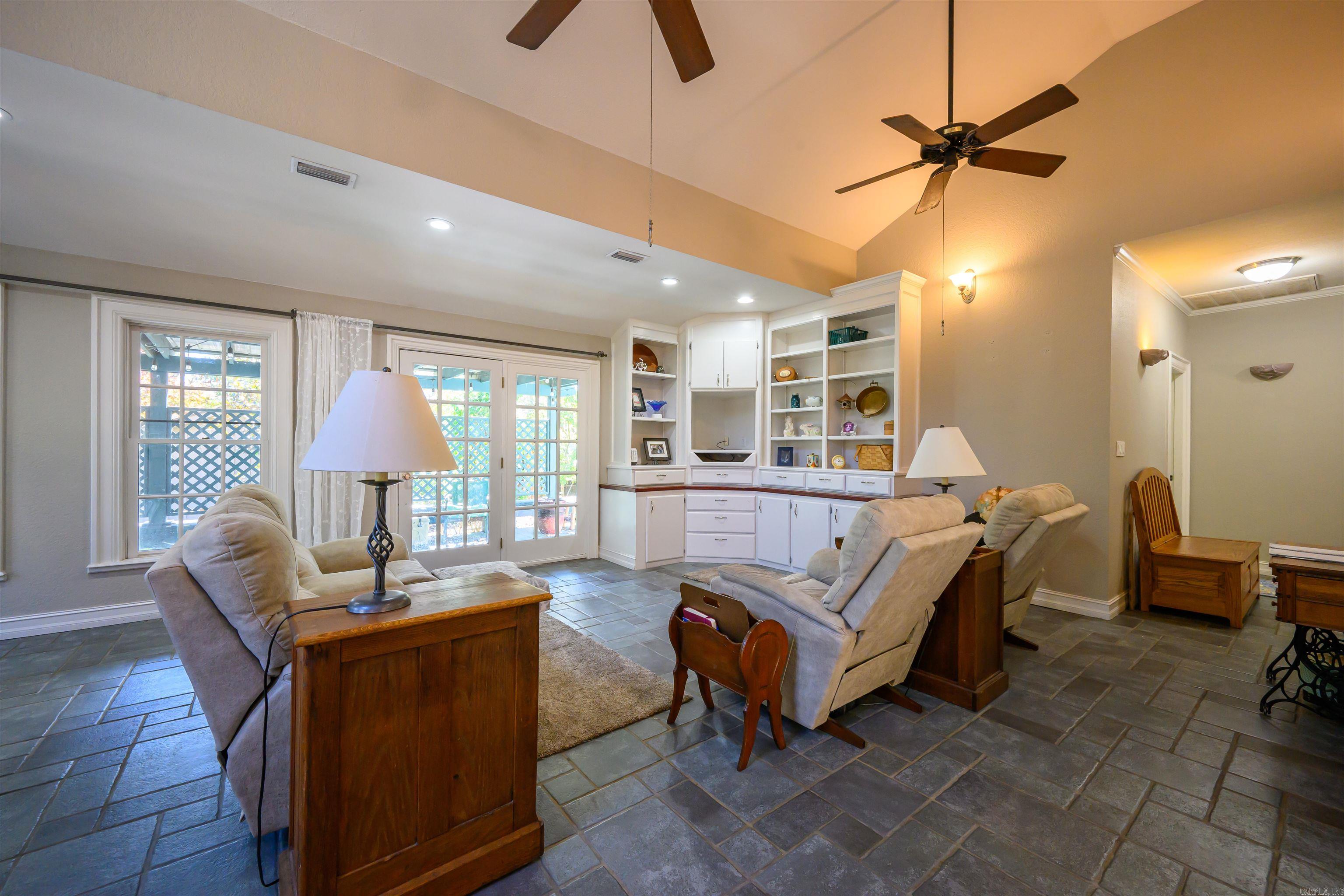 Photo 9 - Residential for sale – 1410  Dogwood   Batesville, AR