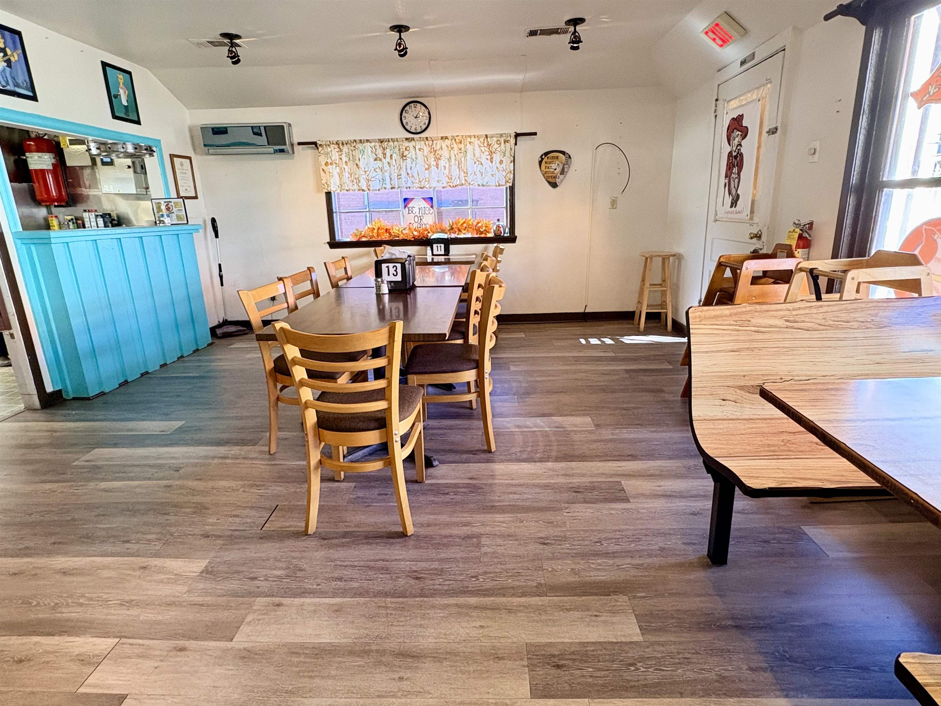 Photo 5 - Commercial / Industrial for sale – 107 E Main   Hardy, AR