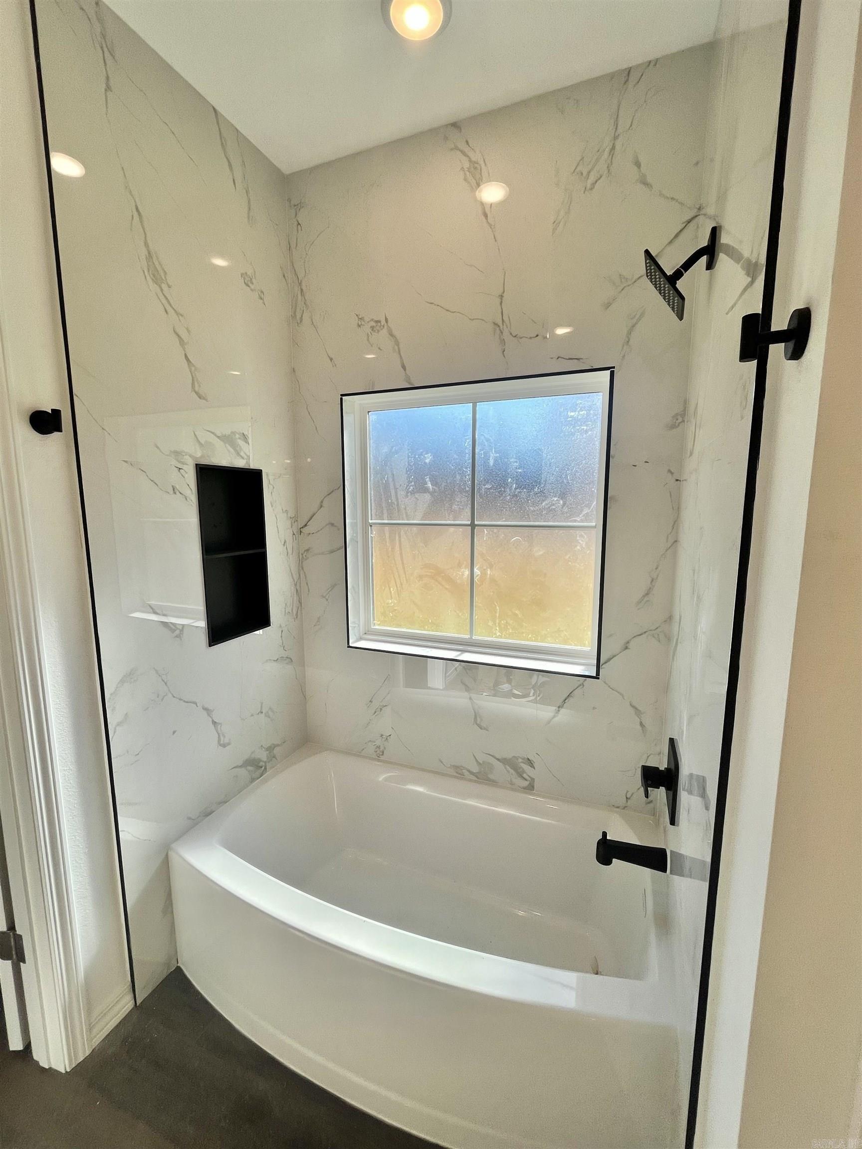 Photo 13 - Residential for sale – 137  Leatherwood   Batesville, AR