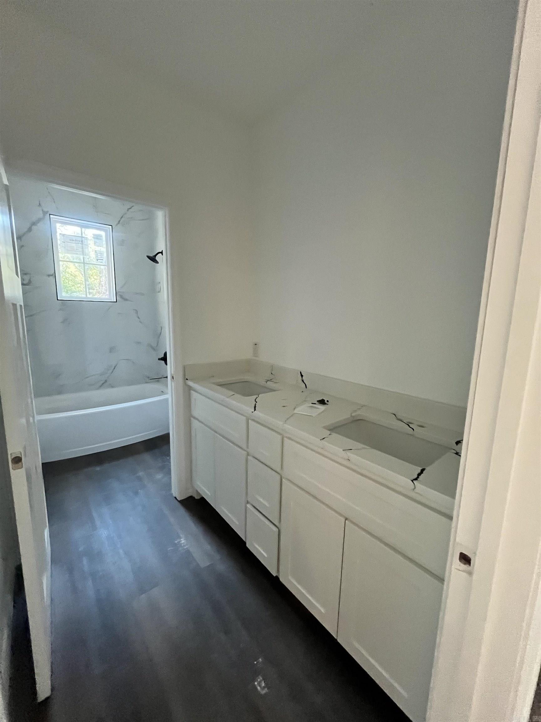 Photo 14 - Residential for sale – 137  Leatherwood   Batesville, AR