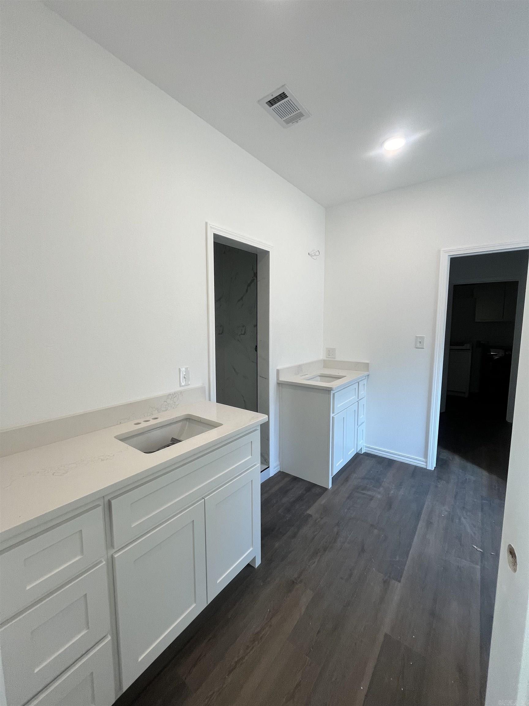 Photo 5 - Residential for sale – 137  Leatherwood   Batesville, AR