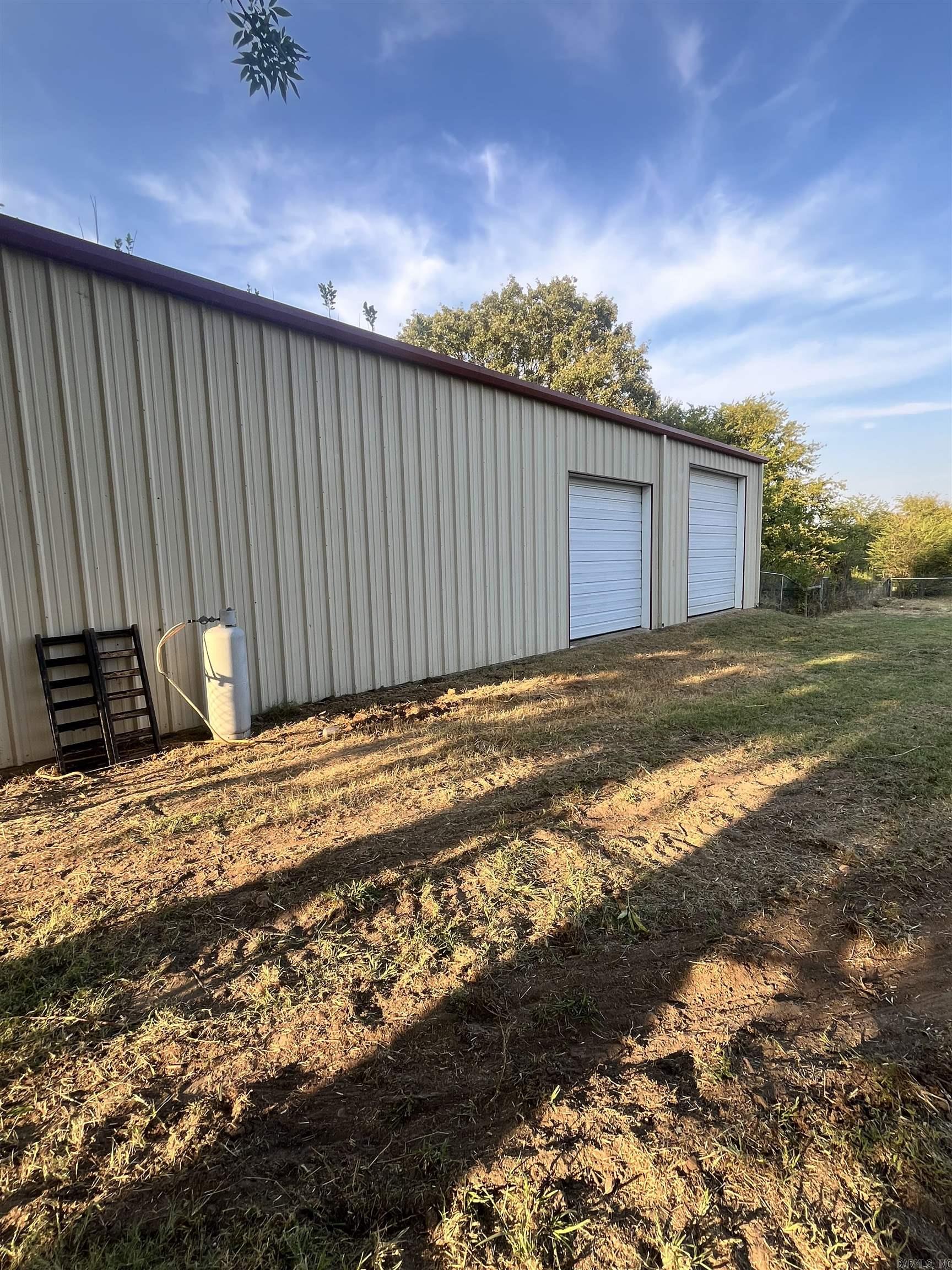 Photo 6 - Residential for sale – 7569  Batesville   Pleasant Plains, AR