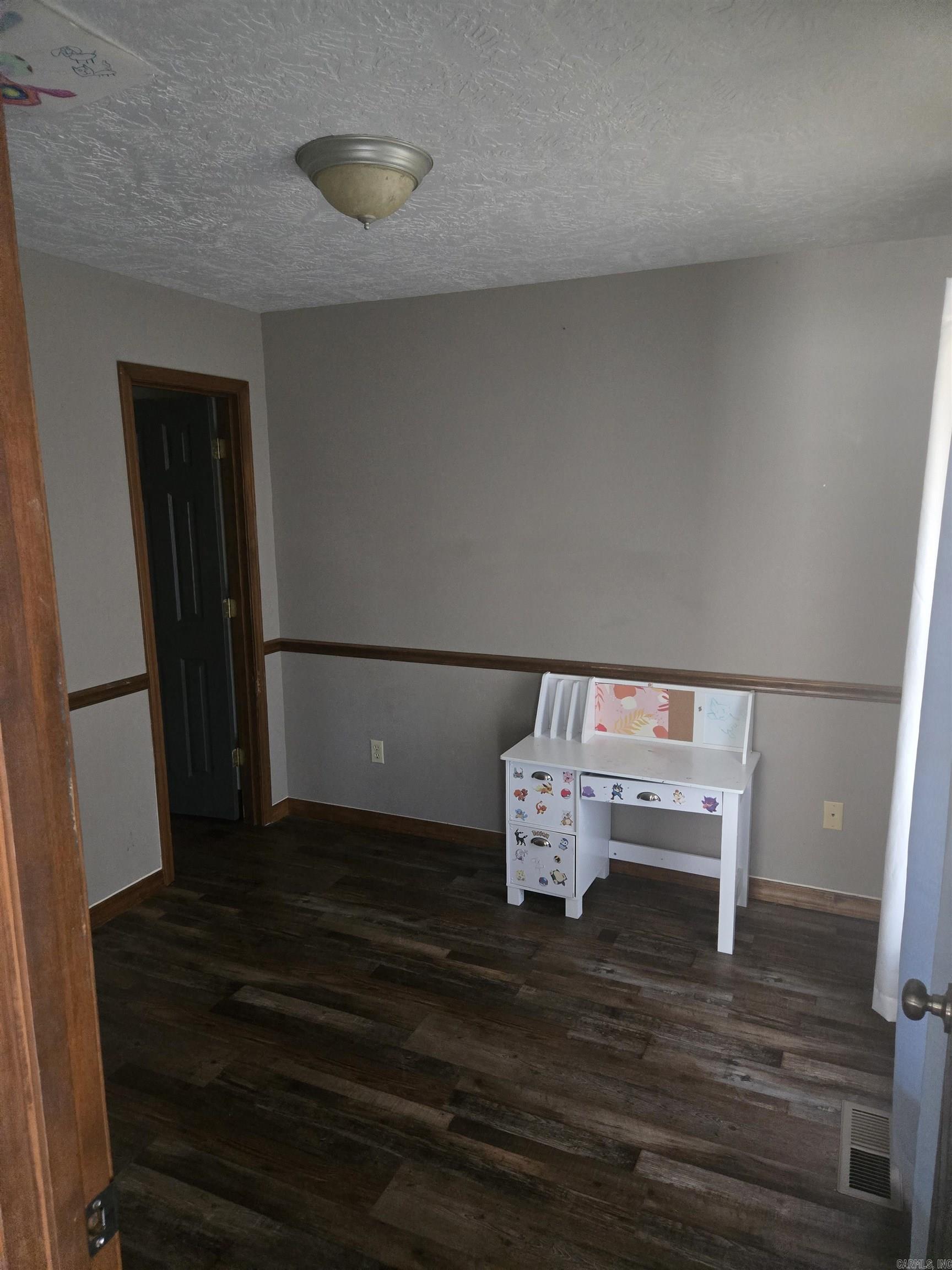 Photo 8 - Residential for sale – 430 S Main   Mount Pleasant, AR